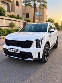 سورنتو ٢٠٢٥ • محرك ٦ • بانوراما