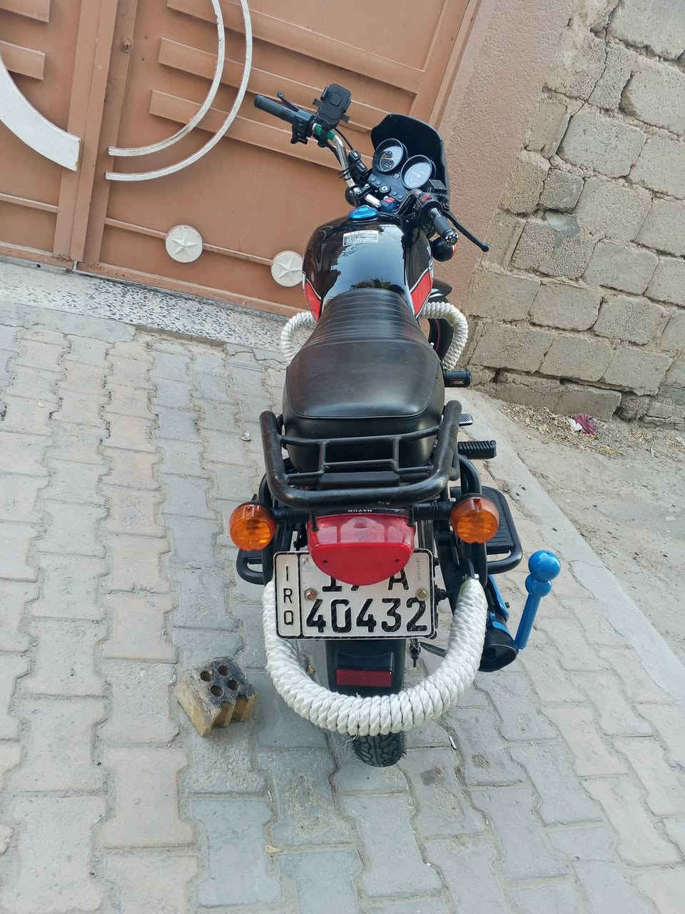 للبيع موديل 22 رقم كربلاء سنويه نكليزي 2 لوحه مداور ثاني يوم نظافته شوفت عينك دراجه جديده كفاله عامه جاهزه من كلشي الشراي يتصل مكاني كربلاء الاتصال فقط *********** خاص مغلق
