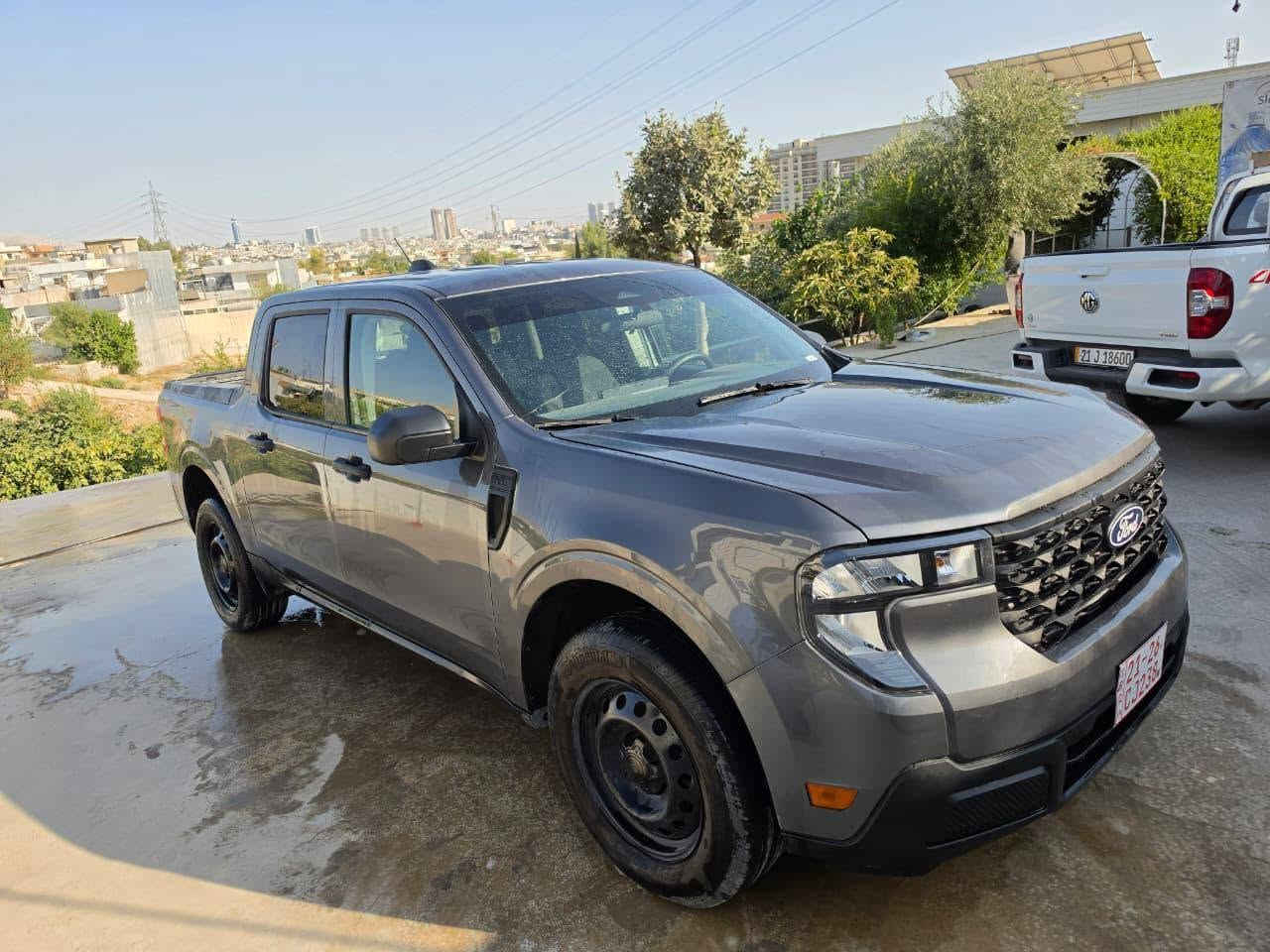 فورد ماڤریک مودیل 2025 
مواسەفات xl 
‌۱٤۰۰۰ مایل ڕۆیشتووە 
بێ بۆیاغە 
ئێرباگی سوکان وشان تەقیوە 
کاتی شکێنراوە 
نرخی ۱۷٥ گەڵا ومعامەلە
فورد مافريك موديل 2025
فئة XL
ماشية 14,000 ميل
بدون صبغ
الإيرباغ مال الستيرن والشاشة طاكّة
مكسور من الأمام
السعر 175 ورقة، والمعاملة.
***********
