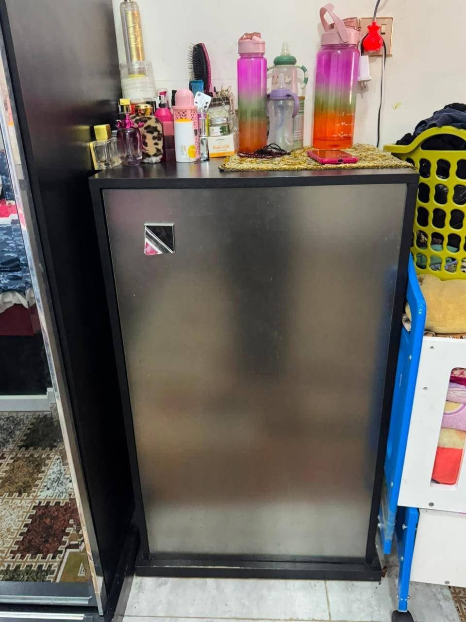 سلام عليكم عدي غرفه تركية للبيع جبيره ست قطع اريدهه 600وبيهه مجال اليريد يرسني على هذا رقم ***********
