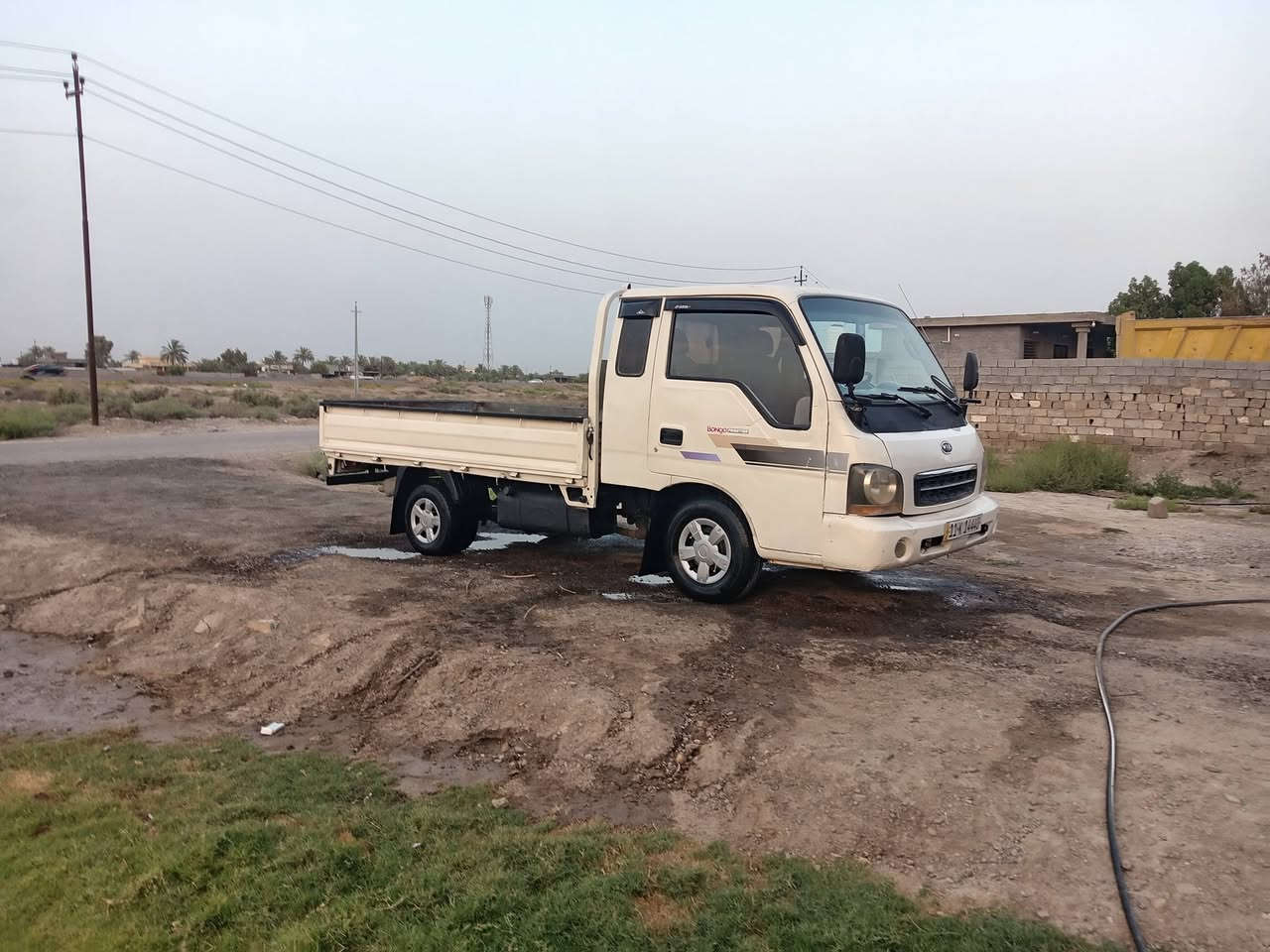 سلام عليكم كيه البيع ام عيون محرك كير اكسل شاصي مكفول رقم بغداد نكليزي سعر ٦٨ وبيه مجال *********** مكان ابوغريب خط سريع دولي
