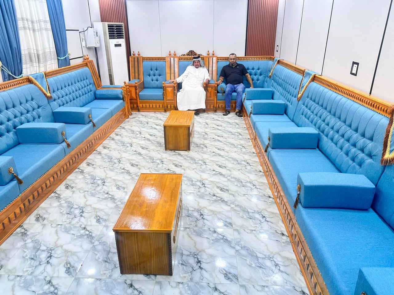 اكمال ديوان ملكي فرعوني لاحد مشايخ محافظة واسط بالضمان الحقيقي بالعمل وبوقت قياسي مستعدون لعمل كافة موديلات الديوان الهرمي وبكافة الالون والدزاينات العصرية وبضمان حقيقي بالمواد والعمل حتة ثلاث سنوات 
العنوان محافظة واسط الكوت منطقة الزهراء قرب مرطبات بابا اشتريلي 
*********** زياد

‭***********‬ معتر
