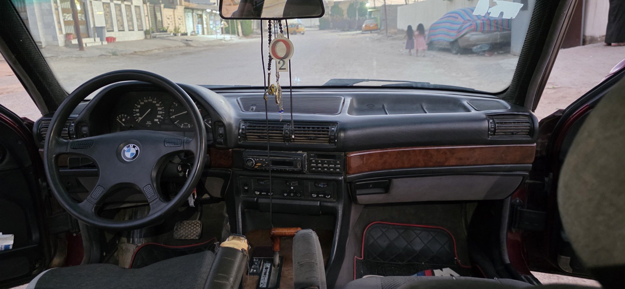 بي ام 735 • موديل ١٩٩١ • الحلة
