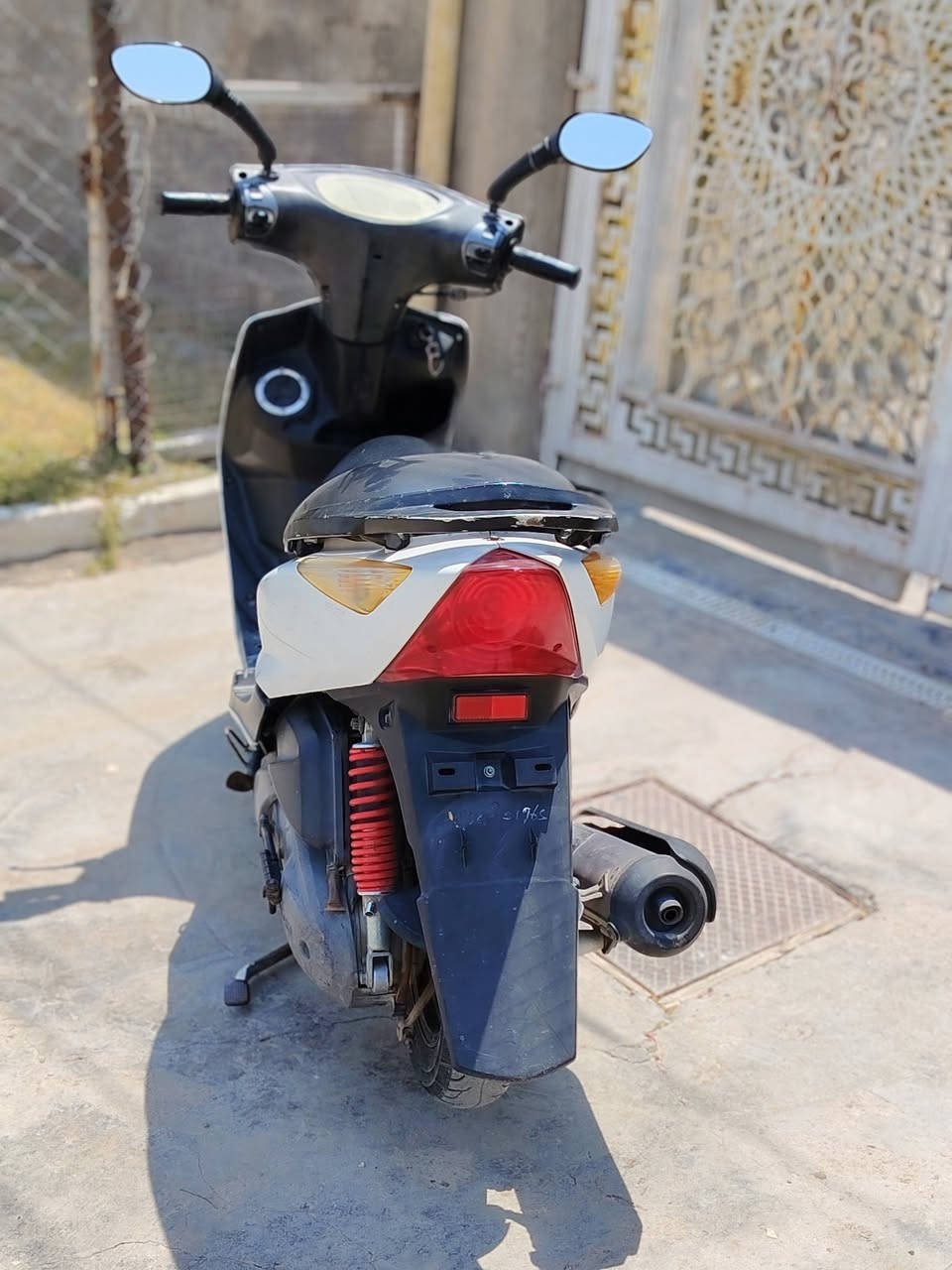 ثعلب للبيع محرك مكفول دراجه نظيفه مكان بغداد االاتصال ***********
سعر ٧٠٠ بيهه مجال قليل
