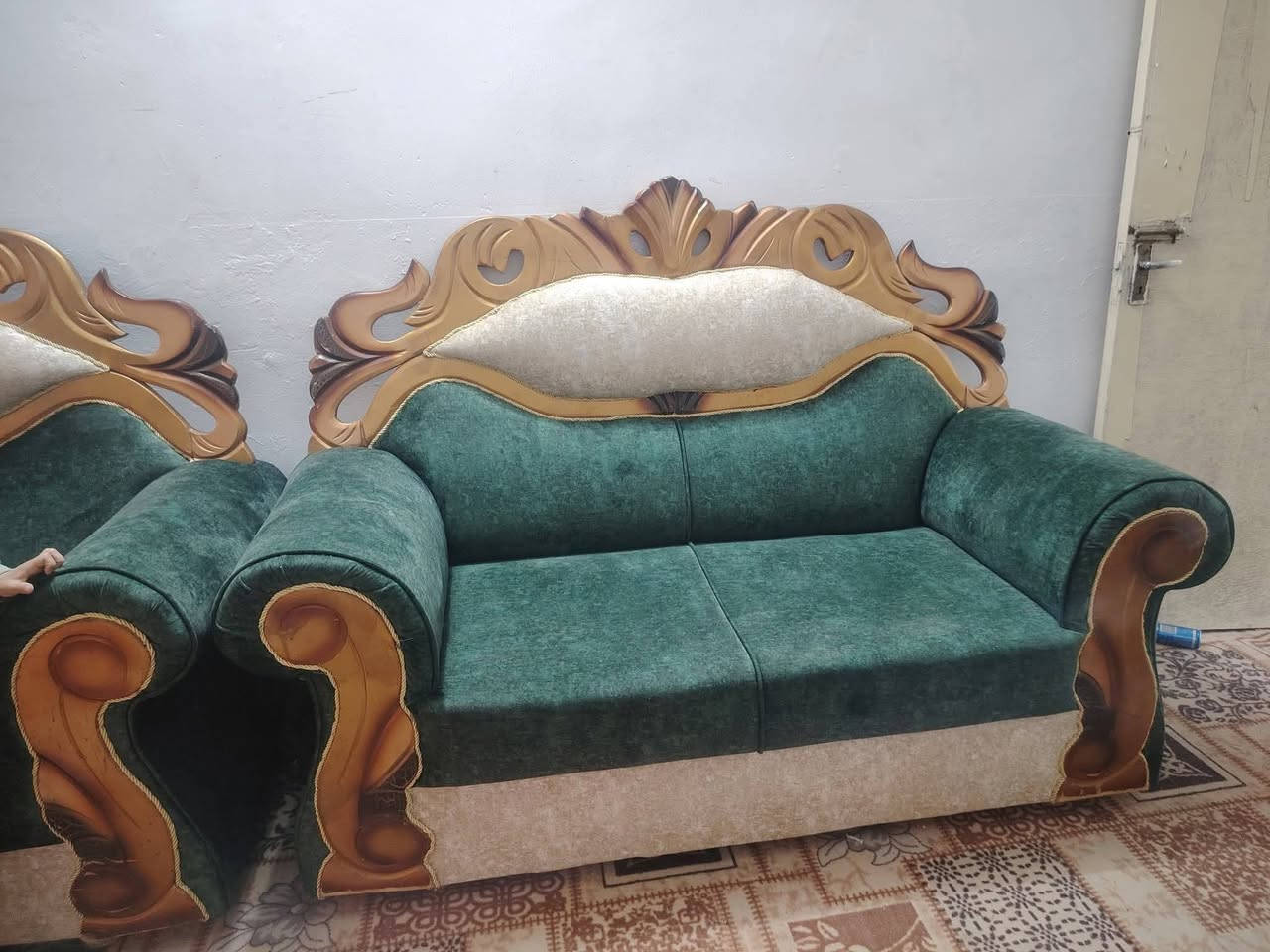 السلام عليكم تخم نجاره جديد للبيع السعر 250 وبيه مجال العنوان بابل المهندسين شارع الكويتيه الاتصال على الرقم *********** وبيه واتساب
