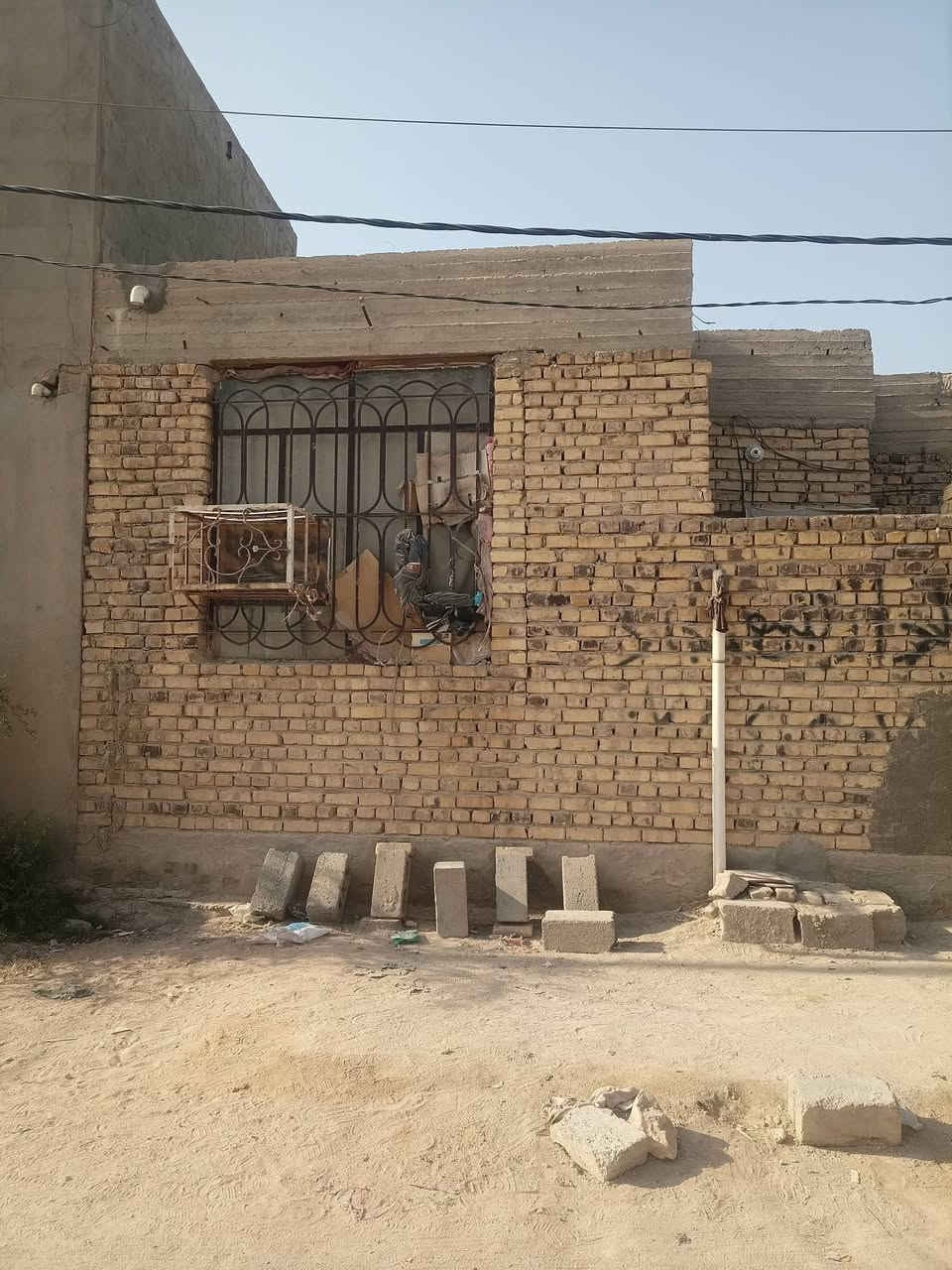 ١٠٠م • غرفة وصالة • البراكيه