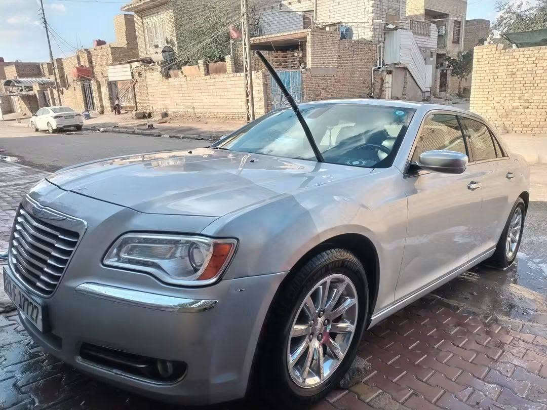 السلام علیکم
أوباما كرايسلر 2012 وارد كندي كلين

رقم بغداد الجديد تحويل ثاني يوم

فول موصفات عدا البنانوراما

داخل اسود

کشنات جلد كهربائي الجهتين

شاشه كبيره

کیر طیاره

ويل 18 کروم

يدات ومري نيكل اصل كروم

کامره خلفيه

تخم تایر جدید 

حدادیه جدیده

راديتر تبريد وراديتر مکینه جدیده

لايت زنون عالي ناصي

السيارة كفالة من الصبغ

السعر خاص

مكان السياره ميسان العمارة

***********
***********
