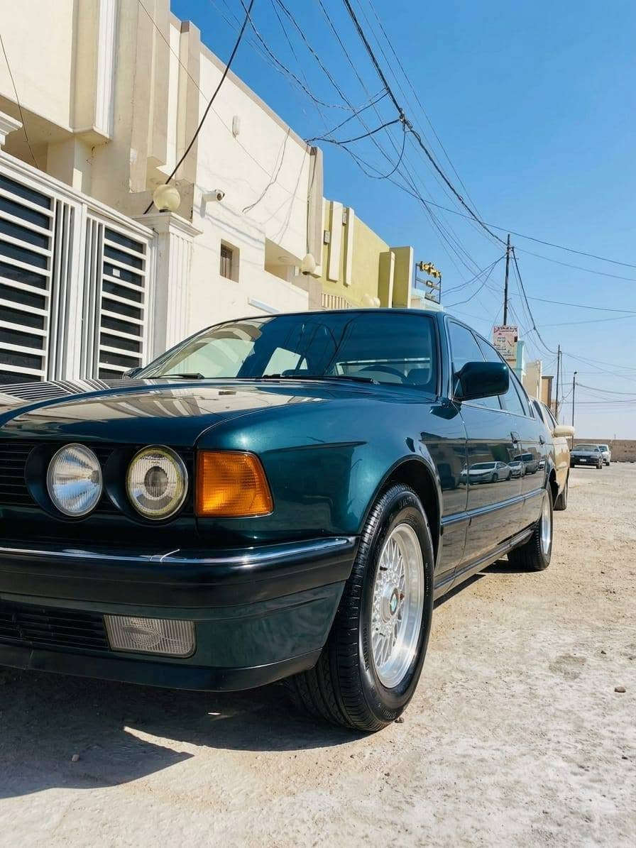 السلام عليكم
بي ام حجم 730 بجم عريض  السياره على وضع الشركه  كل على ابلاد الشركه تيب واحد ما بيه
مواصفات حساسات خلفي مرئي كهربائي شاشه قارء اعطال على وضع الشركه تبريد شغال فول
كشنات تتفئه  دواخل السياره نضافه 95بل ميه تخم تاير جديد صالي شهرين من شادهن السياره بيه جاملغ جه السايق وبيه تكحيلات ابيع مرشوشه سياره بس مكينته بيه بخار ترايك للبصره مكان السياره نجف وراعيه يريد مداور موجود يمي بل نجف  والله شاهد سياره لو ما متوازي ما بيعها  سعر 55وبيه مجال واني خادم  *********** ملاحضه السياره احله من الصور الله شاهد

