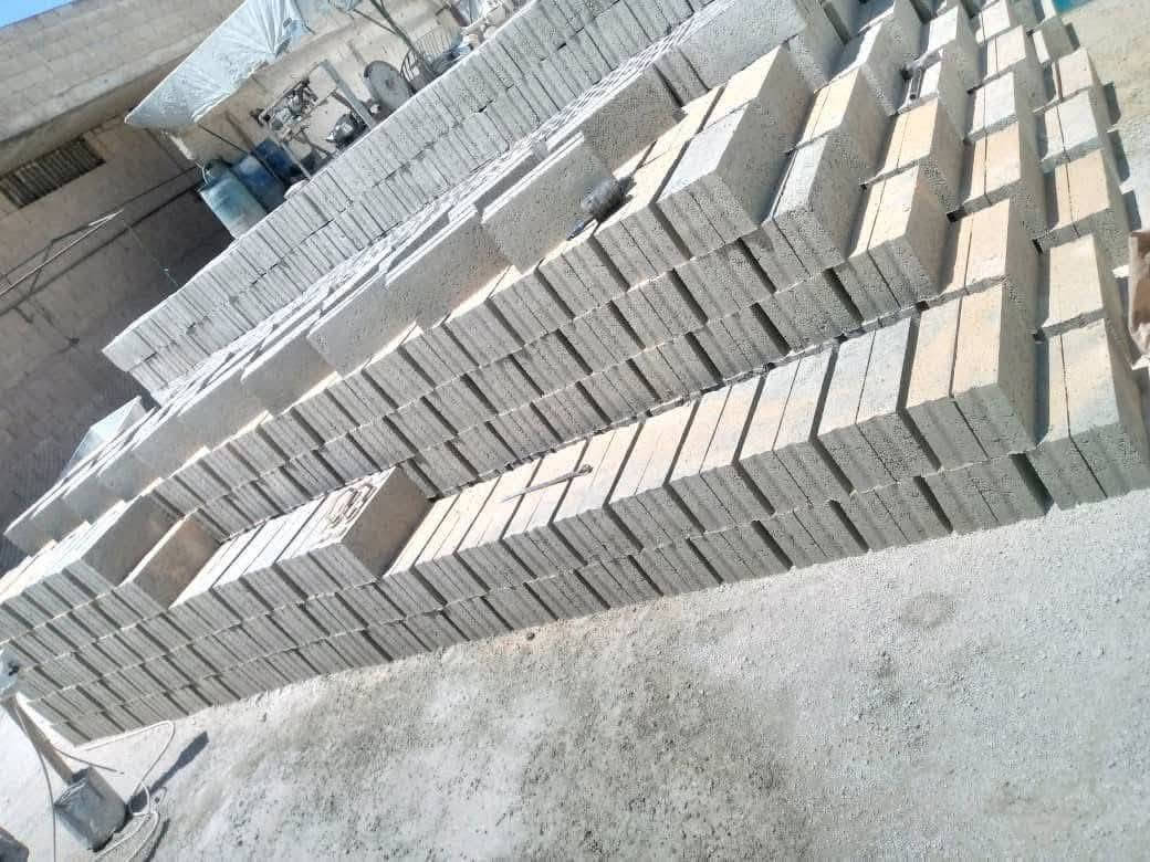 بلوك بناء الطول 34 العرض 18 سعرالالف واصل 650 للاستفسار الاتصال ***********
