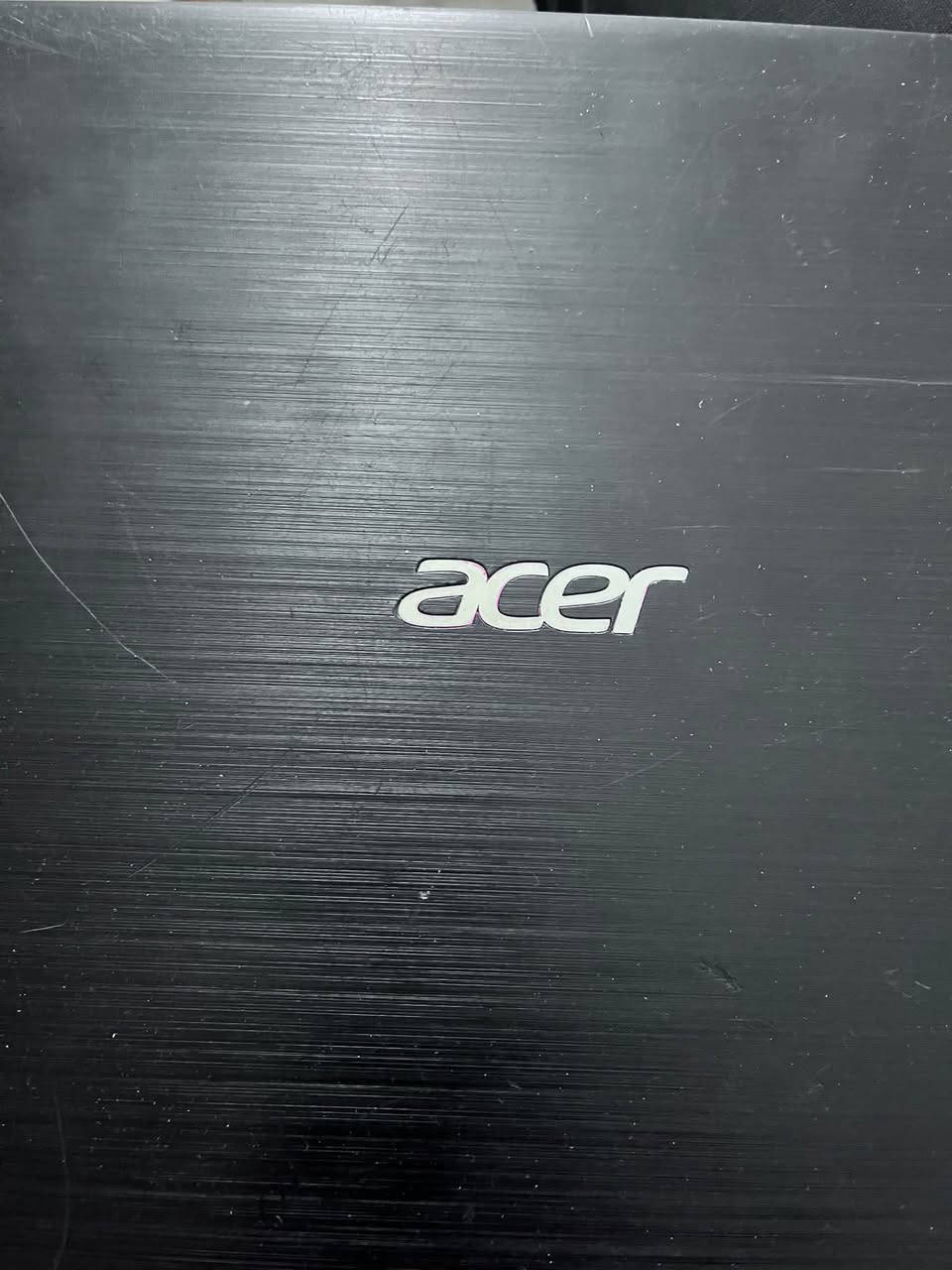 لابوتب للبيع شركه acer
مبدله شاشه 
والمواصفات كدامكم  
مطلوب عليه 130 الف 
للتواصل : ***********
مكاني كركوك 👍🏿

نص مكتوب في الصور:
- About
- Your PC is monitored and protected.
- See details in Windows Security
- Device specifications
- Device name DESKTOP-AFD9F76
- Processor Intel(R) Celeron(R) N4000 CPU @ 1.10GHz 1.10 GHz
- Installed RAM 4.00 GB (3.83 GB usable)
- Device ID 305AFE51-AB8C-4F90-AA62-7B1B93CDFAC1
- Product ID 00330-80000-00000-AA650
- System type 64-bit operating system, x64-based processor
- Pen and touch No pen or touch input is available for this display
- Copy
- Rename this PC
- Windows specifications
- Edition Windows 10 Pro
- Version 22H2
- Installed on 4/2/2021
- OS build 19045.3030
- Experience Windows Feature Experience Pack 1000.19041.1000.0