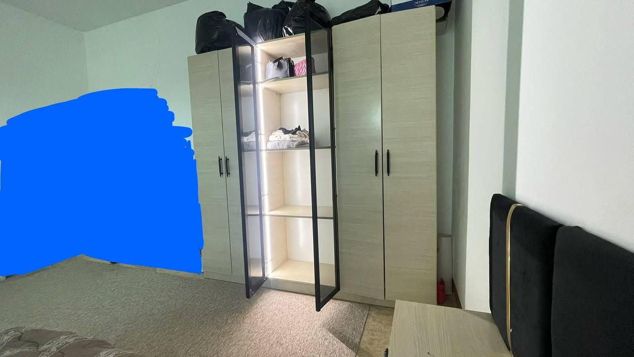 غرفه للبيع 350 الف المكان هفالان للاتصال واتساب ***********
