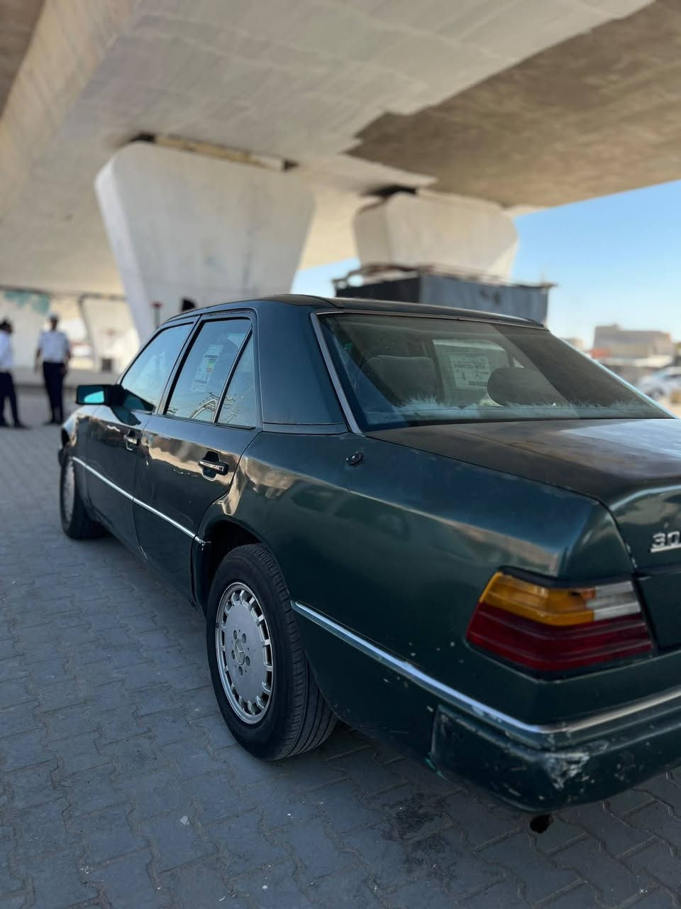 للبيع دب موديل 1990 مكينه وكير بطه ثنين ونص سنويه منتهيه صارله سنه عندي وكاله عامه ليريد تحويل احوله  السعر ٤٨
 ‏‪***********‬‏
