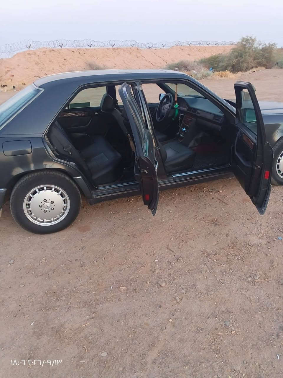السلام عليكم مرسيدس دب للبيع كير ماكينه تابوت موصفات شبح موديل
رقم بغداد 1991
***********/سعر 67 وبيها مجال  حك جيه 
مكن  ميسان

نص مكتوب في الصور:
- 18:05 2026/09/13
- ١٨:٠٤ ٢٠٢٦/٠٩/١٣
- 14:06 2023/09/13
- ١٨:٠٦ ٢٠٢٦/٠٩/١٣