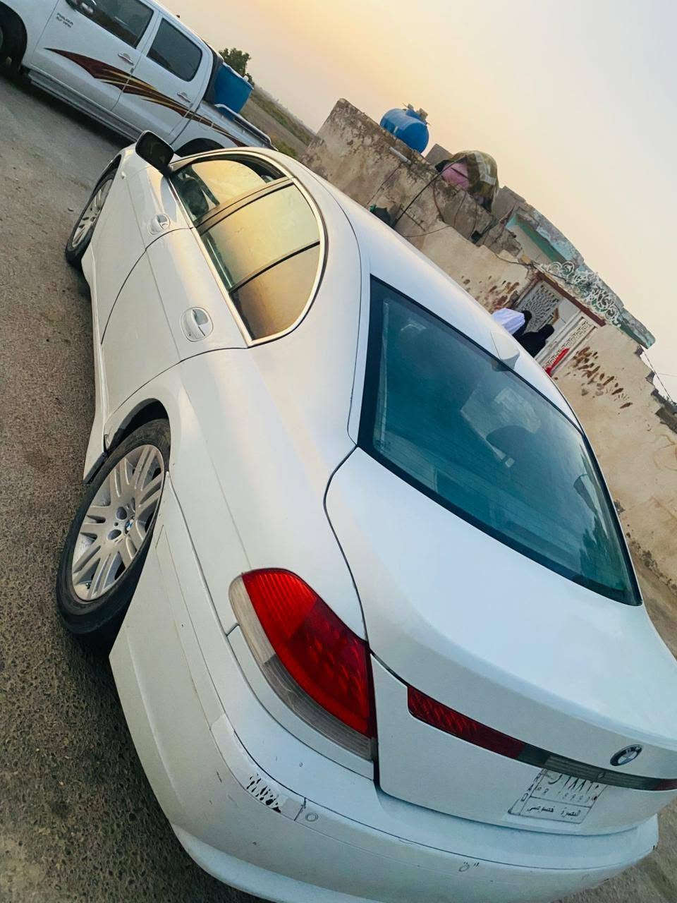 سلام عليكم باخره للبيع موديل 2004 رقم بصره سنويه ل 28 تحويل بيه مكانات صبغ وبيه ضربه كلش بسيطه جاملغ خلفي نواقصه محرك بيه خربطه وتبريد مكانه ناصريه سعره 75 
***********
