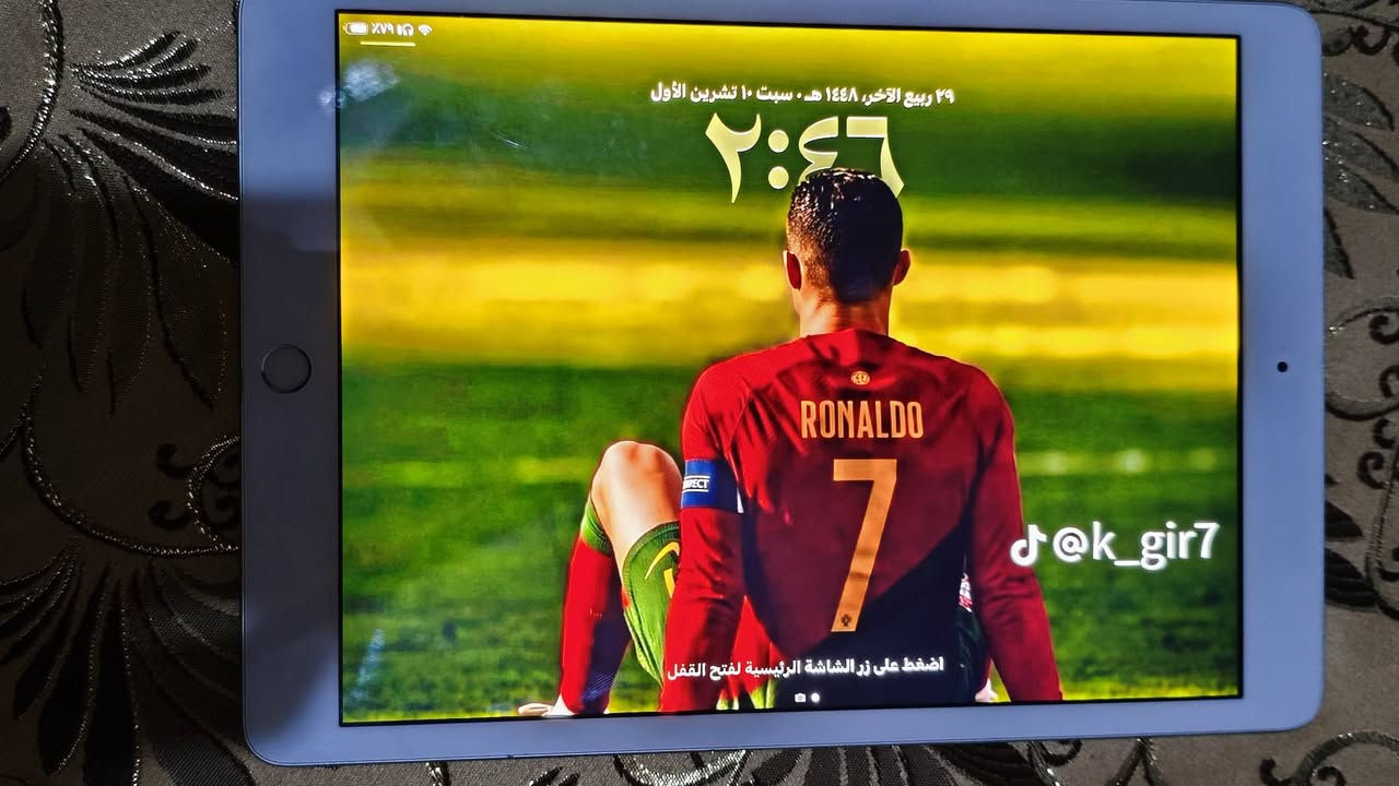 آيباد ٨ • ذاكرة ١٢٨ • فيس ايدي شغال