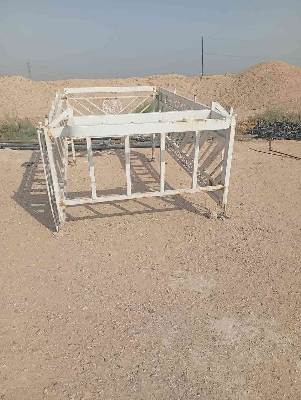 محجر • للبيع • مكلف