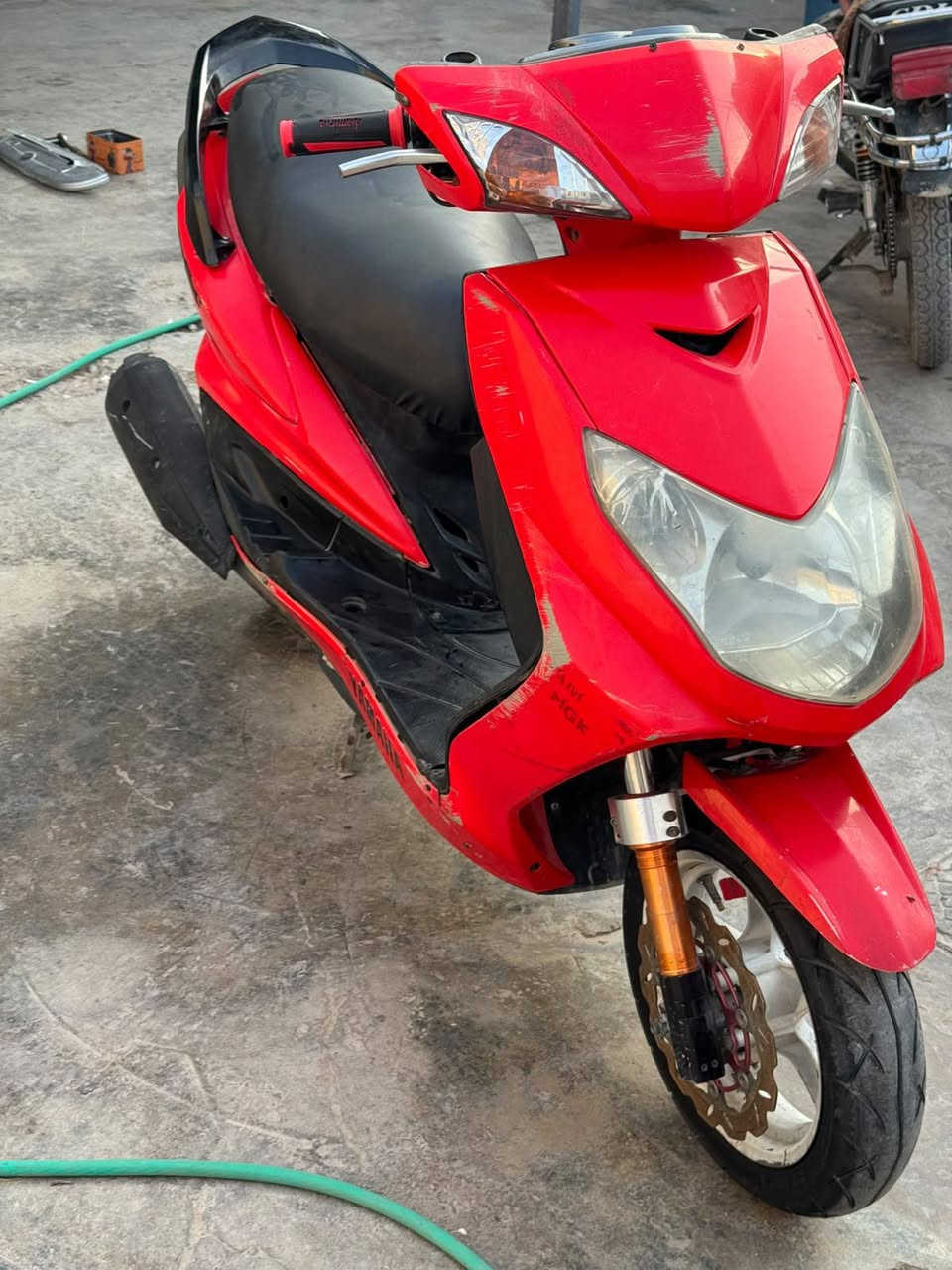 سكنس فحل كابريتر دبلات تزويد كلجات رياضي صالنصه رياضي شلعه ومعدل بطناش كهربائيات كامله محرك مفتوح لا تبخير لا تنقيص سعر 450 بيها مجال مكان بعقوبه ***********
