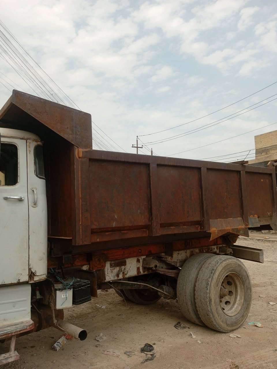 بدي تفصال جديدللبيع***********
