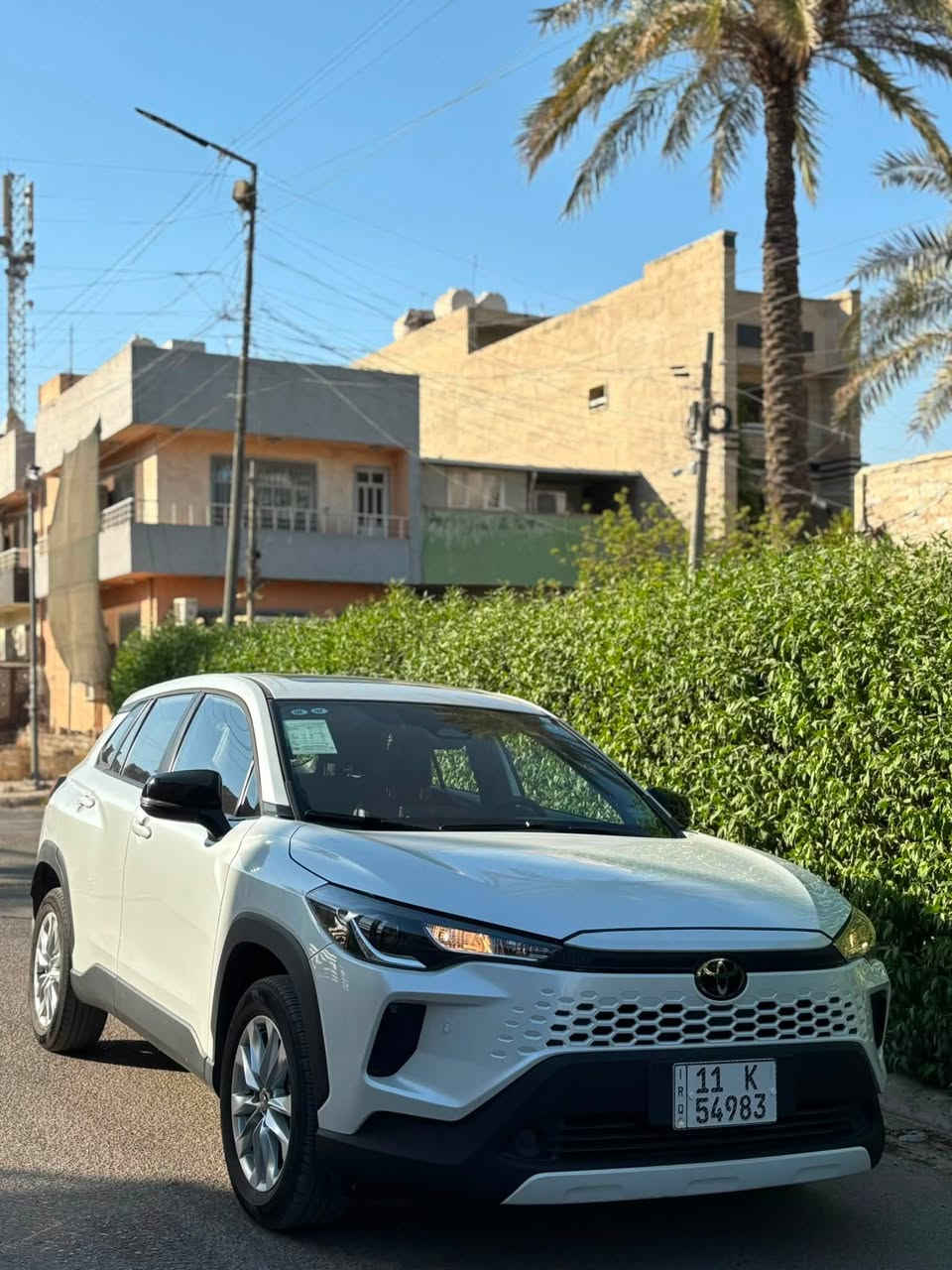 تويوتا كورلا كروز هايبرد (2026) خليجي. الشكل الجديد.
ماشية (3,000km) فقط.
 كفالة عامة على حالة الزيرو.
فول مواصفات اعلى فئة.
(بلاك ادشن).
داخل جلد.
كشن كهرباء.
اربع انضمة قيادة.
شاشة جبيرة.
رادار + مثبت سرعة + تحديد مسار.
حساسات + كامرة.
+بقية المواصفات معروفة.

رقم بغداد تحويل مباشر.
الموقع بغداد زيونة.
السعر (31,500,000 د.ع) فقط
للاستفسار اكثر الاتصال او مراسلة واتساب:-
***********
