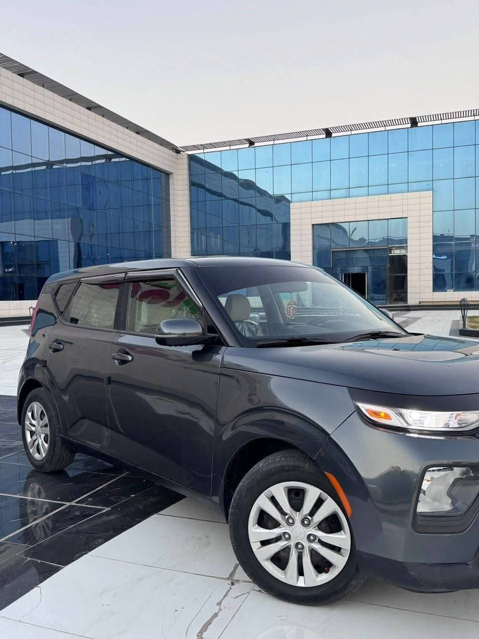 🚘 كيا سول 2020 للبيع

✨ موديل 2020 — شكل مميز وحضور قوي
🔥 محرك اقتصادي وأداء ممتاز
⚙️ أوتوماتيك
🛋️ داخلية مرتبة ومريحة
📱 شاشة + كاميرا خلفية
🔑 بصمة وتشغيل ذكي
🍎 Apple CarPlay
💎 سيارة عملية وعائلية، ومناسبة للاستخدام اليومي

📌 السيارة جاهزة للفحص من أي مكان
📄 التفاصيل والوراق حسب الاتفاق

💰 السعر: 110 قابل للتفاوض
حادثه صفحه وجاملغ خلفي كرته بدون داخل ‎%‎ بجم كبس بدون ارباك 

📞 للتواصل
 : [***********]
: [***********]
