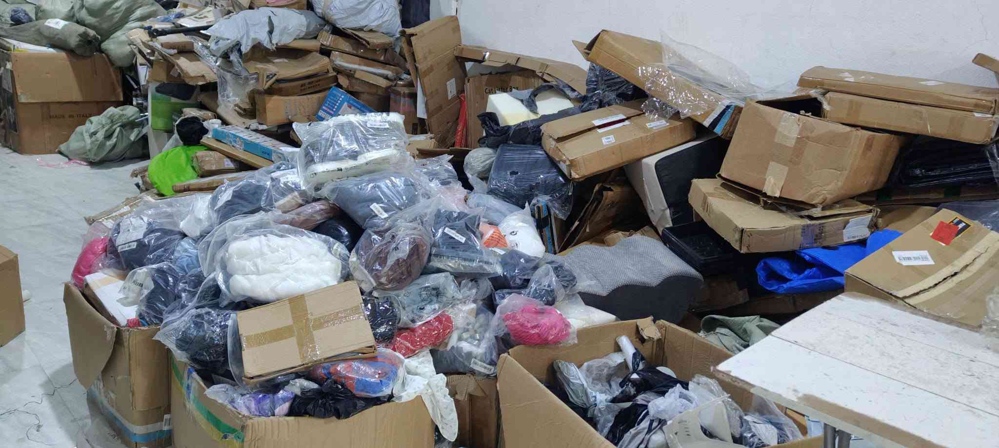 بث مباشر • تخفيضات كبيرة • توصيل