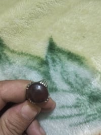 خاتم يماني كرزي بي عين وجذر 07864294443 الي يريد يخابرني على هذا الرقم...