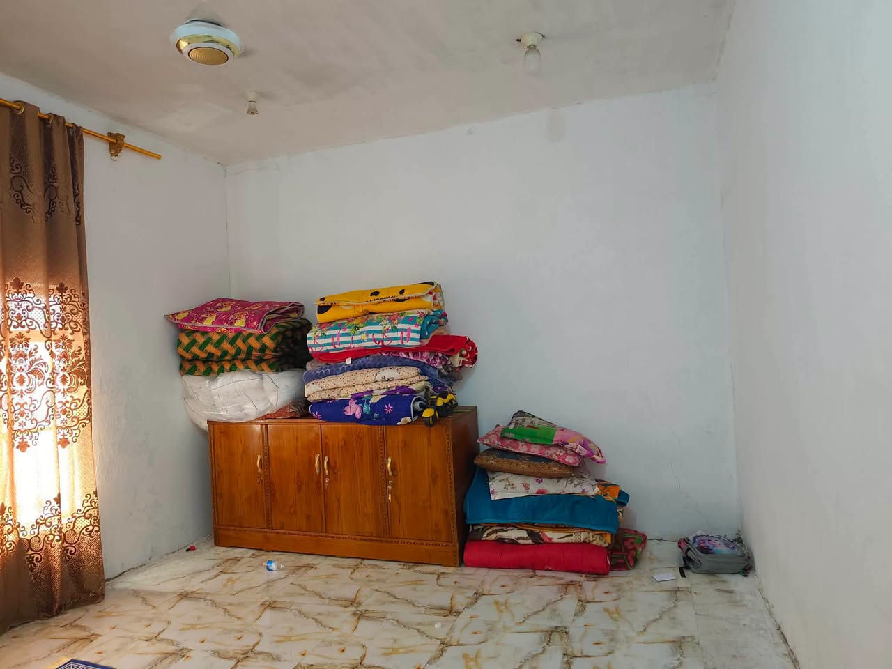 سلام عليكم 
بيت للبيع نزلت زرزور بره
المدرسه
المساحه350
مرقم من قبل البلديه
السعر50وبي مجال
رقم خاص
