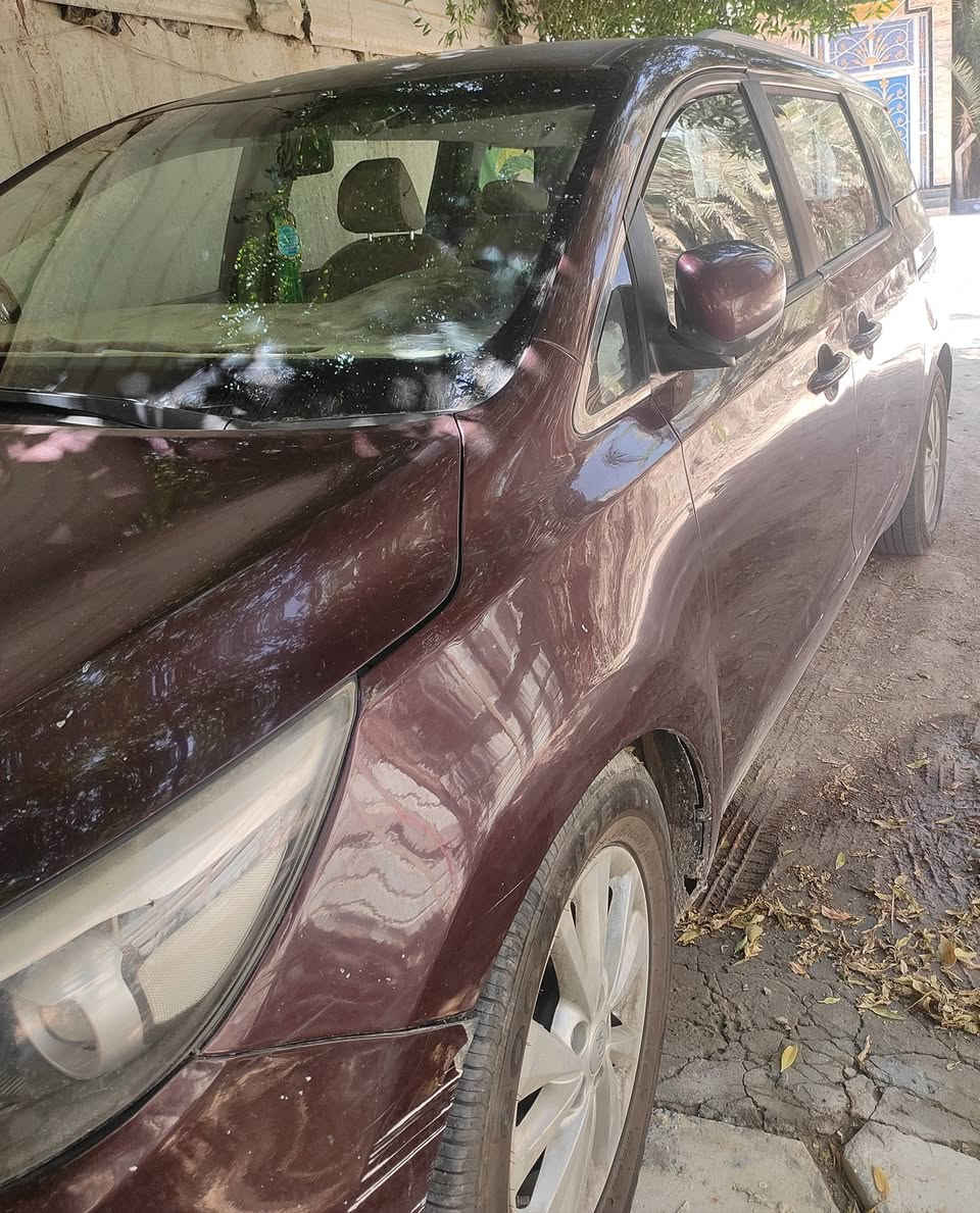 السلام عليكم سيدونا موديل 16سنويه ل30 كير اوتماتيك تبريد شغال بانزين بيهه صبغ احزام وبيهه كازكت سعر 150 رقم هاتف ***********
