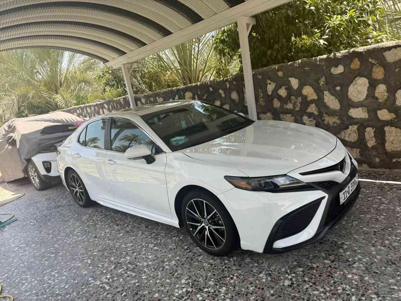 للبيع Toyota Camry SE 2024
> ماشاء الله تبارك الرحمن 🤍
المواصفات:

وارد امريكي كفاله
4 سلندر 2500 تنفس طبيعي

الفئة : SE 
الممشى : 20,000  الف كيلو متر

بصمه فتحه رادار تحكم ستيرن كشنات جلد كهربائي

 كلين _سرقه 
العنوان :كربلاء طوريج 
لل استفسار ***********
