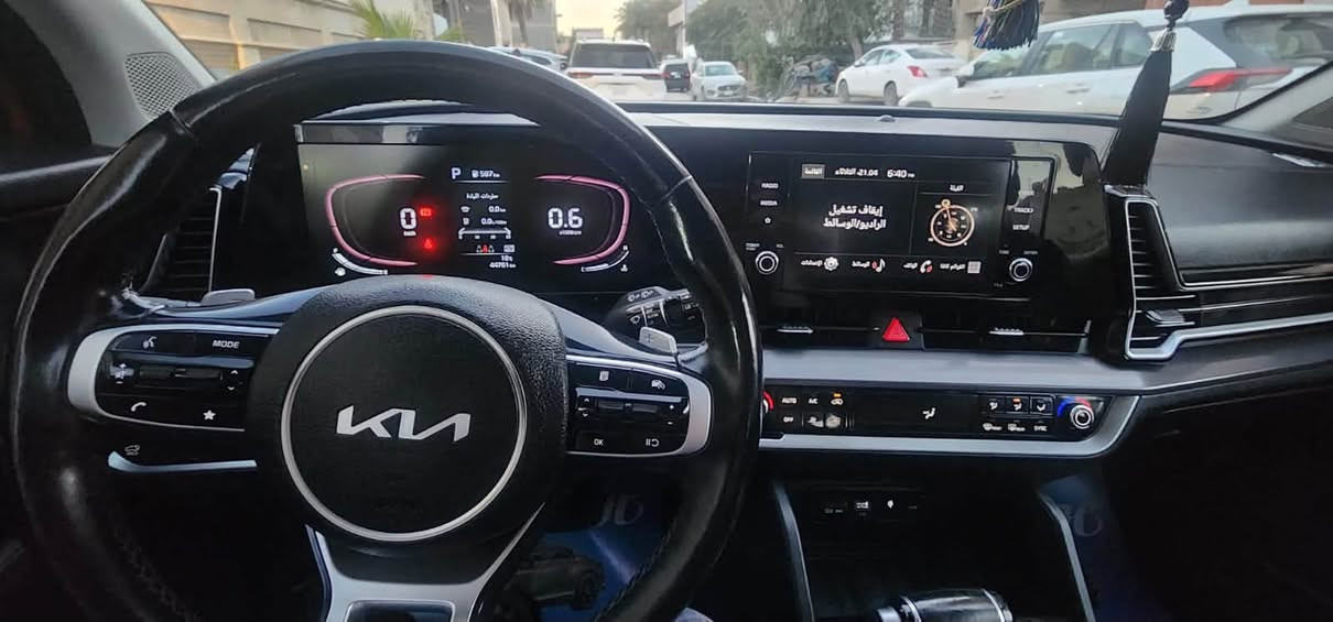 السلام عليكم
كيا سبورتاج 2023 خليجي مكفولة كفالة عامة للبيع
رقم اربيل وكالة NIM فول مواصفات
محرك اربعة سلندر 2000 دوش
ماشية 44 الف كيلو
المواصفات:
فتحة سقف بانوراما 
بصمة دخول ذكي وتشغيل وصندوق
صندوق كهرباء 
تبريد وتدفئة ب الكراسي الامامية
شاشة تدعم الابل كاربلي واندرويد اوتو
شاشة لعرض الاعطال
اوتو هولد 
وسايد بريك بصمة 
كامرة خلفية مع رادارات جانبية عند اقتراب سيارة من الجوانب
تشغيل التبريد شاشة مع قطعتين تبريد
اربعة انظمة قيادة سبورت ،نورمل، ايكو ، كومفورت  
حساسات امامية خلفية للتنبيه عند الاصطفاف 
مري شفط مع اشاير بالمري
نظام النزول من المنحدرات
اريل نفيكيشن 
ومواصفات اكثر لم تذكر 
مكان السيارة بغداد 
السعر 225 ورقة يعني 22,500 دولار
للاستفسار اكثر الاتصال على الرقم 
***********
متواجد واتساب
