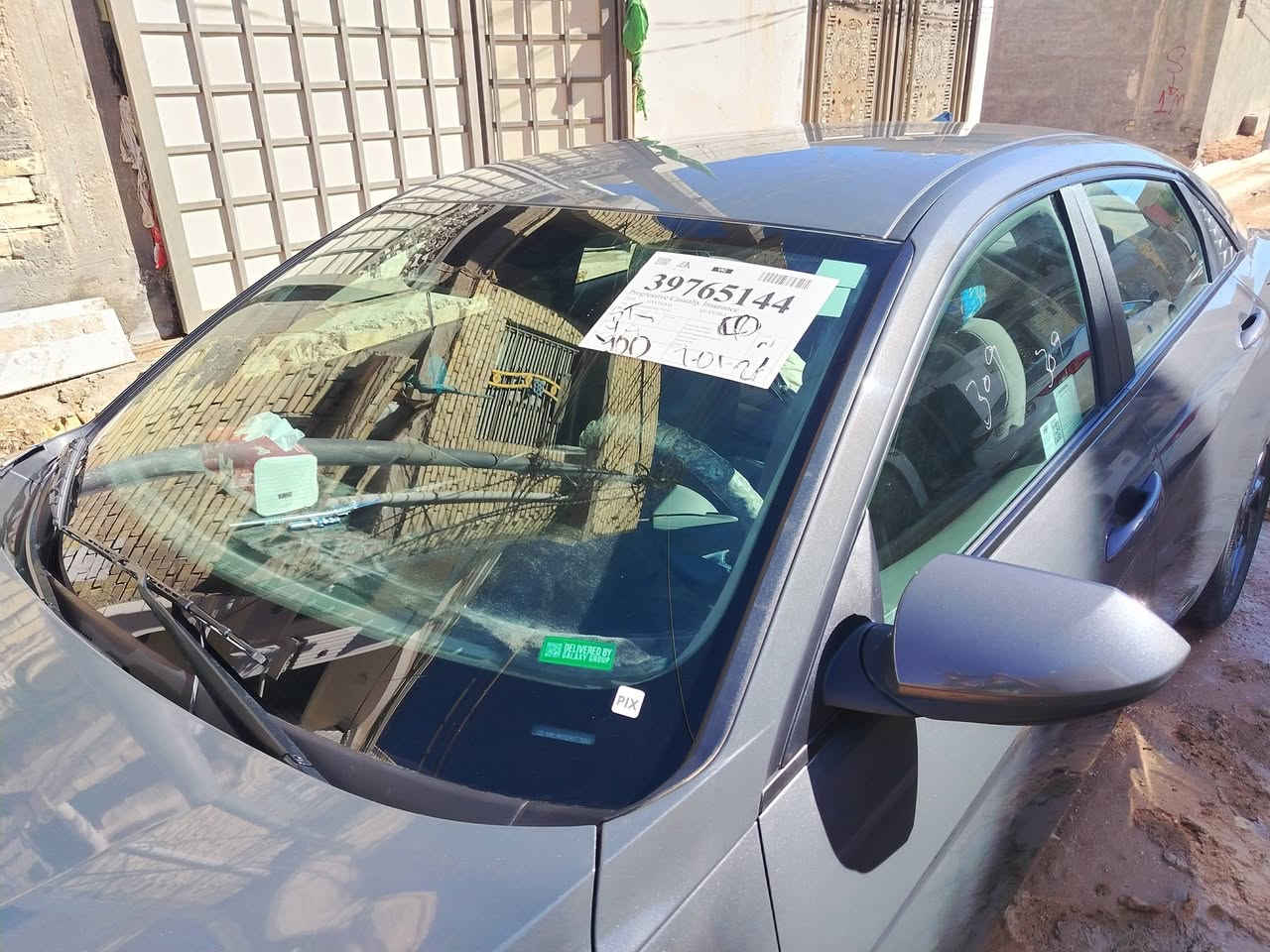 هونداي النترا موديل ٢٤ باسمي نص فول بدون صبغ فقط الحادث بارد  بدون فتح ليبل واحد بدون ايرباك السياره مال جناي واني مستورد السياره  على أيدي السياره جاهزه من كولشي حره  امداور ثاني يوم محرك 2000 دوش تنفس طبيعي بصمات عدد 2 الاستفسار أكثر الاتصال على هذا الرقم ***********
