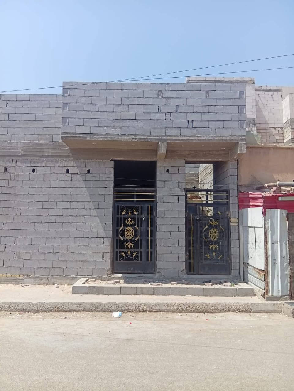بناية هيكل • حي الحسين شارع اول لاين • ١٥٠م