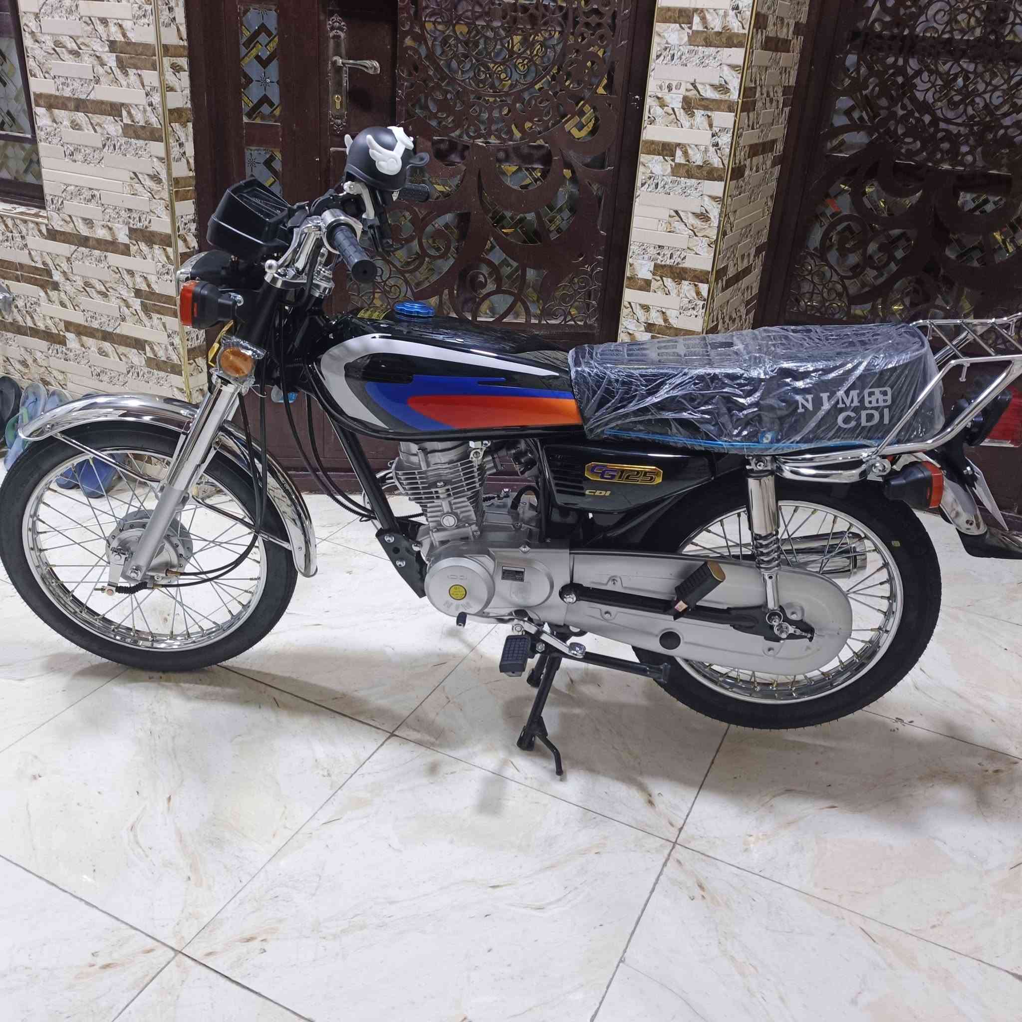سلام عليكم نامه امتياز دراجه زيرو صار سبوع من نزلتها من المعرض السعر 950 بيها مجال قليل المكان الشعب بل سريدات ***********
