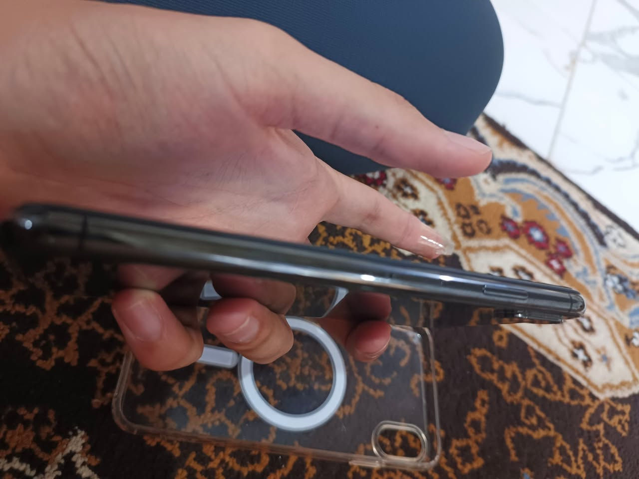 السلام عليكم
ايفون xsmax للبيع 

الجهاز مبدل بطاريه وكله شغال

سعر180جهاز نضيف 

شغال كامل اتصال مايكات فيس ايدي شغال 

سيم كارت تك 
ذاكره 256
للأستفسار اتصل *********** 

مكاني كركوك الحويجه
