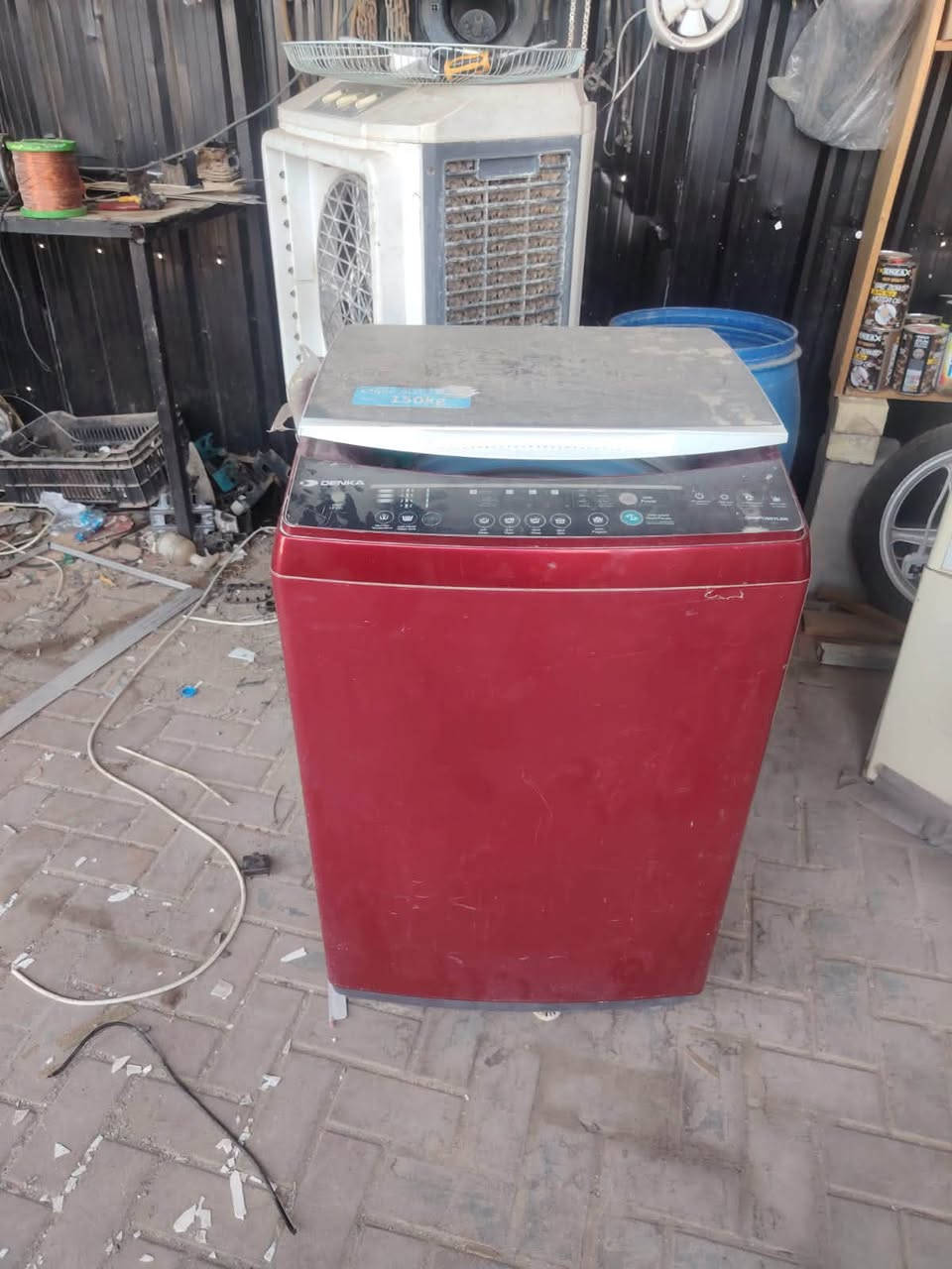 ‏على بركة الله نبيع ونشتري ￼ كافة الأغراض المستخدمة مبردات غسالات طبخات سبالت￼ ￼ كون ترات برادات تلفزيونات نشتري وأنا أبيعها الاستفسار  ***********او*********** ￼ ولدينا خدمة توصيل لكافة المناطق والبيوت نشتري الأغراض المستخدمة ￼العنوان شارع الفرات قرب مضفر حتروشً مقابيل كوفي الفرات￼
