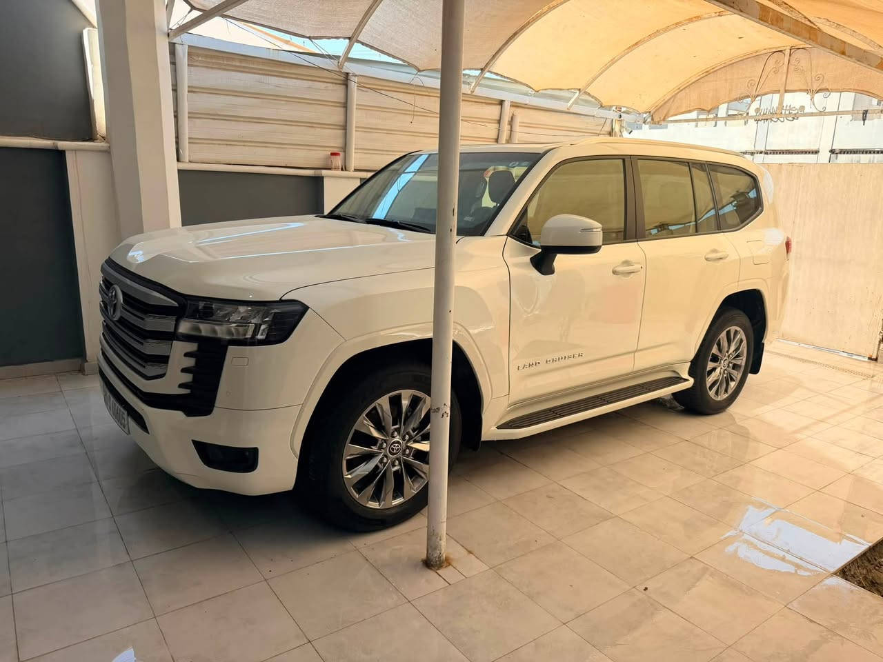 السلام عليكم
لاندكروز gxr 2023 تنفس طبيعي 4000 
رقم بغداد ورقمها حلو
السيارة وكالة ساز

 السيارة جديدة بالكارتون بدون اي ملاحظة حتى الدعاميات كفالة 

كفالة عامة من اي شي 

3 شاشات 

السيارة بالحلة

 *********** 

السعر 645
