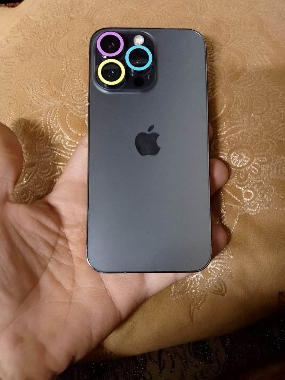 13 برو فقط حجم الصغير 📱
ذاكره 256 ، تك سيم 
بطاريه 88 🔋اصلي لا مصعد ولا مستبدل شركه 
جهاز نور مان ضد الماي 💦
مكاني حي الانتصار 
***********
***********

