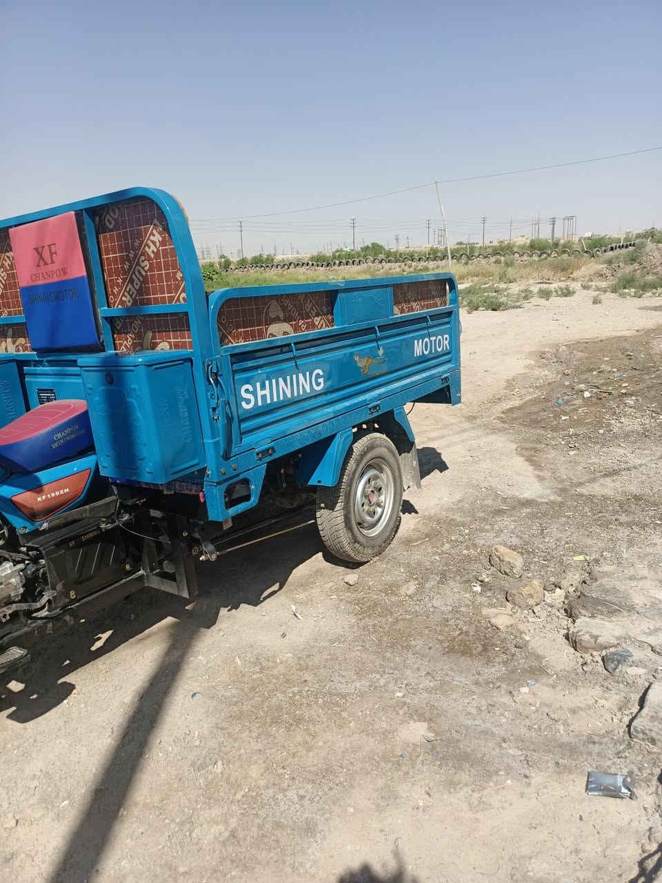 السلام عليكم ستوتة للبيع جمره موديل 23 وطالعه بل 26 جديده اخت الزيرو رقم واسط إنكليزي السعر 3250 وبيهه مجال للطيبين المكان واسط  الكوت مركز المدينه غير متواجد على الفيس الاتصال على الرقم ***********
