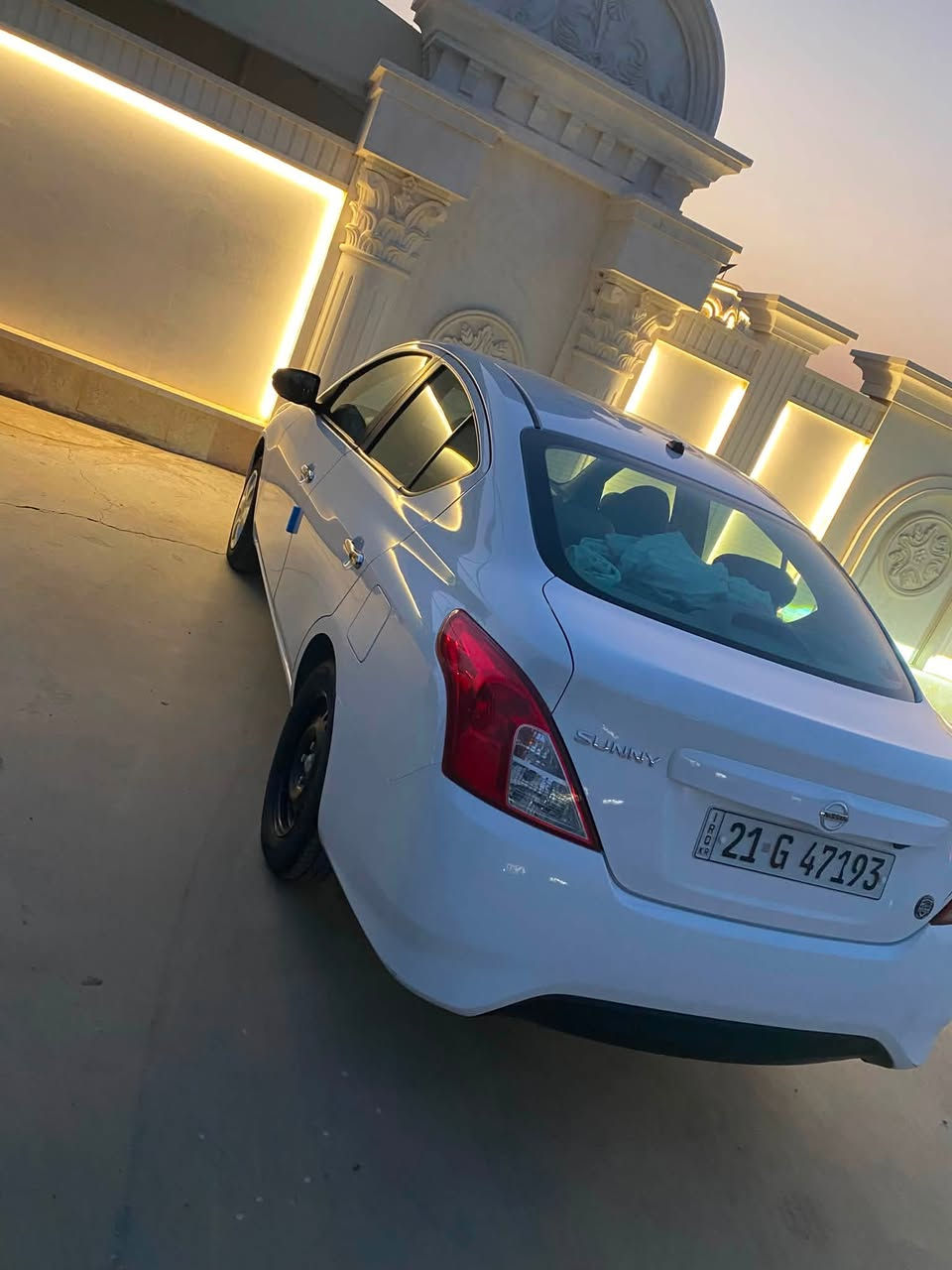 للبيع نيسان صني 

موديل ٢٠٢٥

بدون صبغ مكفوله بس بيها بارد بالصندوق شبر  موضح بالصور 

مواصفات

شاشة و كاميره كاربلاي 

اربع جامات كهرباء 

حساسات خلفية 

تبريد قطعتين

اشارات بالمرايات

السيارة رقم سليمانيه  تحويل ثاني يوم 

السعر 125 وبيها مجال 

ماشيه ٦٢  الف كيلو متر
السيارة جديدة جدآ واحلى من الصور بعد ، وحتى السبير الاصلي منازل ومسويلها ادامة كاملة

مكان السياره الانبار الحبانيه 
***********
