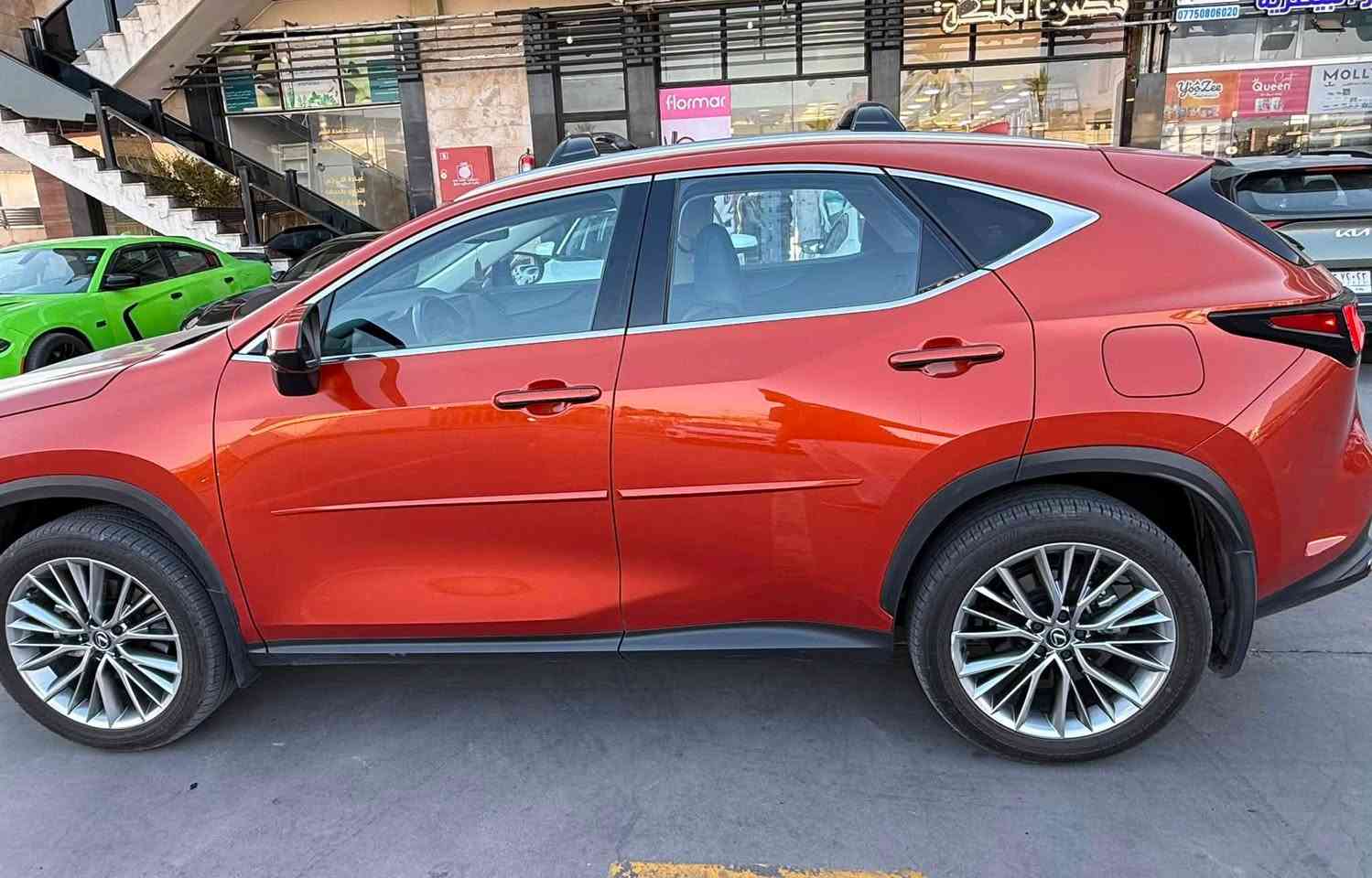 لكزز NX350. 2024 هايبرد
فول مواصفات 
فتحة سقف سلايد
 بصمة ابواب بصمة تشغيل 
شاشة دشبول ديجيتال
شحن وايرليس
رادار °360
هندبريك بصمة اوتو ستوب 
رادار امامي (تحديد مسار)
رادار جانبي  (نقاط عمياء
رادار خلفي (التحذير من الاصطدام)
حساسات °360
حساسات امامي
حساسات جانبي 
حساسات خلفي
داخل جلد كشنات جلد كشنات كهربائي
كشنات خزن+ميموري
كشنات دفئة تحكم استيرن
استيرن كهرباء استيرن خزن+ميموري
استيرن دفئة تبريد لمس  تبريد مركزي 
انظمه قيادة 
‏‎مراء شفط كهربائي 
صندوق شفط كهربائي 
لايتات ليد عدسة زينون بيلادي
بلاجيكتور  𝐋𝐄𝐃 بيلادي
بكلايتات 𝐋𝐄𝐃 بيلادي
ويل كروم 
وبعد هواية مواصفات 
حادث بسيط قليل بالجاملغ والبنيد صور الحادث موجوده بالمنشور مكاني بغداد اليرموك 
*********** 
سعر $268
