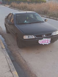 سيارة بيجو للبيع  موديل 92  كير توماتيك  محرك ما بي شي  تبريد شغال  تت...