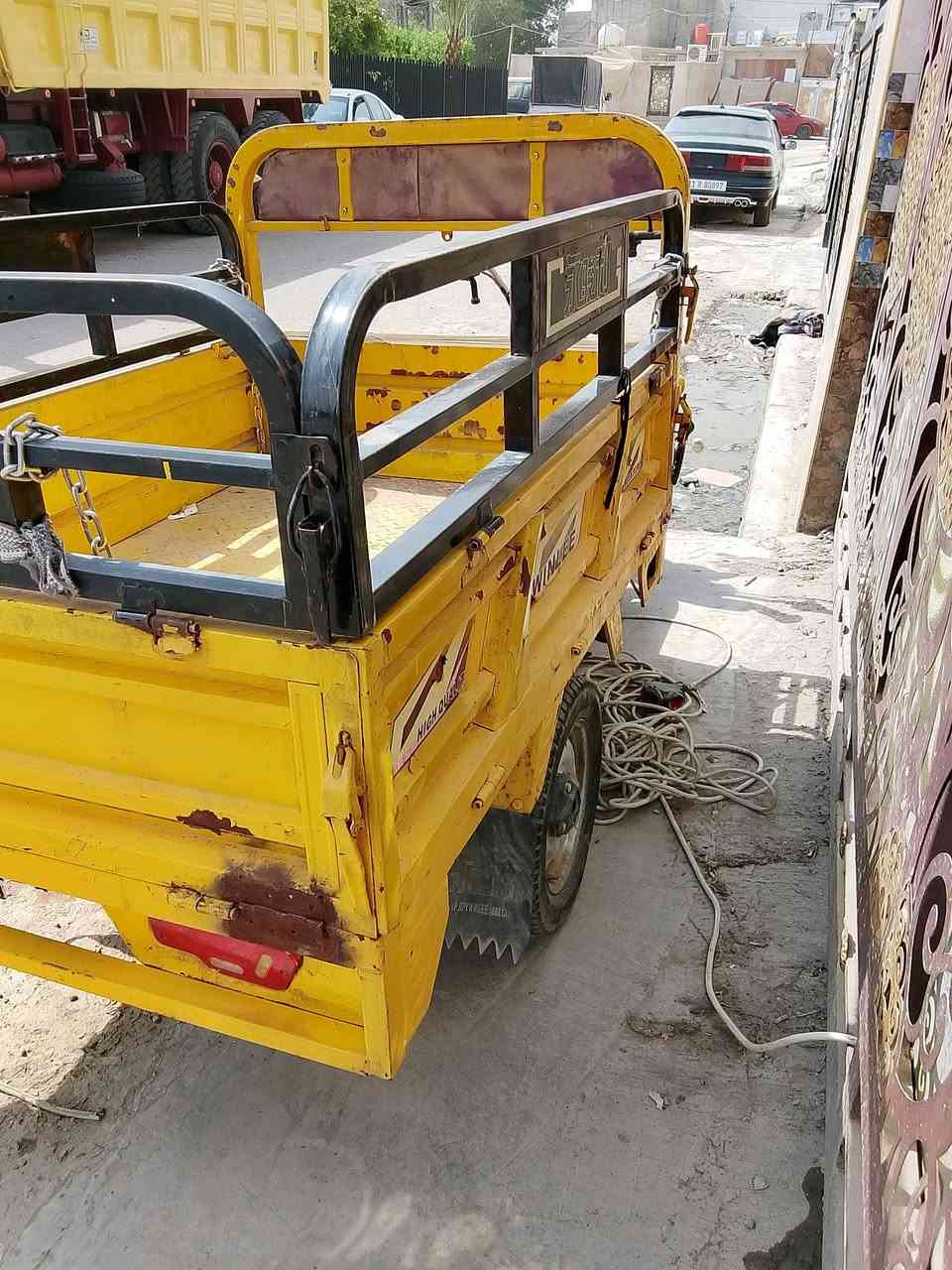 السلام عليكم ستوته شحن للبيع موديل 2022
5 بطاريات نضيفه سعرهه 550 وبيها مجال حك الجيه 
العنوان بغداد العامرية 
***********
