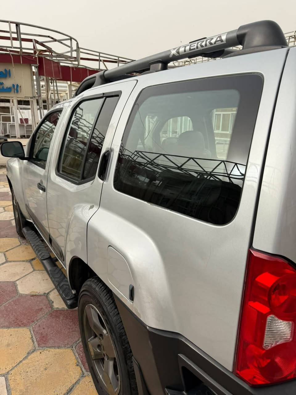 السلام عليكم
نيسان اكستره وارد امريكي بيها جاملغ وبنيد بدون دواخل
كير مكينه كفاله اترايك وين ميعجبك سياره جهازه وخير من الله  مكانها واسط ***********
