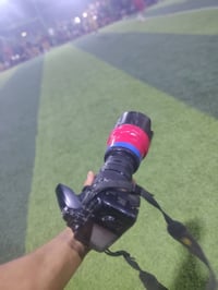 نيكون ٣٠٠٠للبيع بسعر مناسب شاحنه رام بطاريه وحده حزام كتف بس جنطه ماوي...