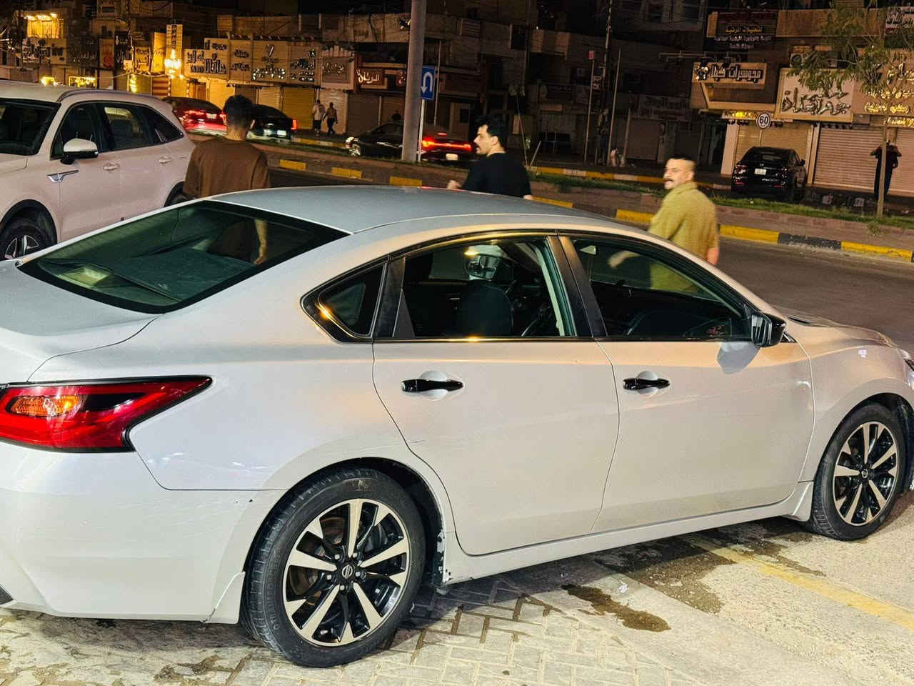 السلام عليكم، والله يعم عليكم السعادة والبركة 🌹

🚘 نيسان ألتيما SV 2018 للبيع

سيارة نظيفة ومعتنى بيها، جاهزة من كل النواحي، والتحويل مباشر باسم المشتري.

• الموديل: Nissan Altima SV 2018
• المحرك: 4 سلندر – 2.5
• الممشى: 80 ألف ميل
• المالك الثاني للسيارة
• سبير ما نازل
• السيارة معتادة كاملة
• كيل ومكينة كفالة
• أرقام بغداد إنكليزي
• السنوية والهزة والأرقام وكل المعاملات مجددّة قبل شهر رقم بغداد
• السيارة باسمي والتحويل مباشر باسم المشتري
• ما عليها أي غرامات – كلها مصفّرة
• نظيفة جداً ولوكها مرتب، وما بيها نقص برغي
115 ورقة وبيها مجال حك الجية
1N4AL3AP1JC247087 رقم الشاصي

السيارة جاهزة للمعاينة، والحكم بعد الفحص.
للجادين فقط، المعاينة خير دليل.
***********
