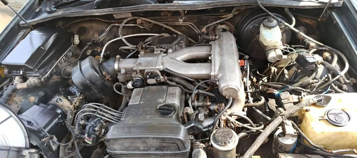 سلام عليكم /سياره بطه مديل91/شهر ٧بدلت مكينه مشتغله بالمارات ترايك 160بصره بغداد .بدلت بلكات ادامه عامه فيت بم سلف جديد باتري كلشي شغال بيهه بس تبريد لا يوم الخميس بدلت ارقام جدد نكليزي راعيها بالنجف ٤٠بيها مجال قليل /تعال وتساب /ذي قار /قضاء الفهود /***********
