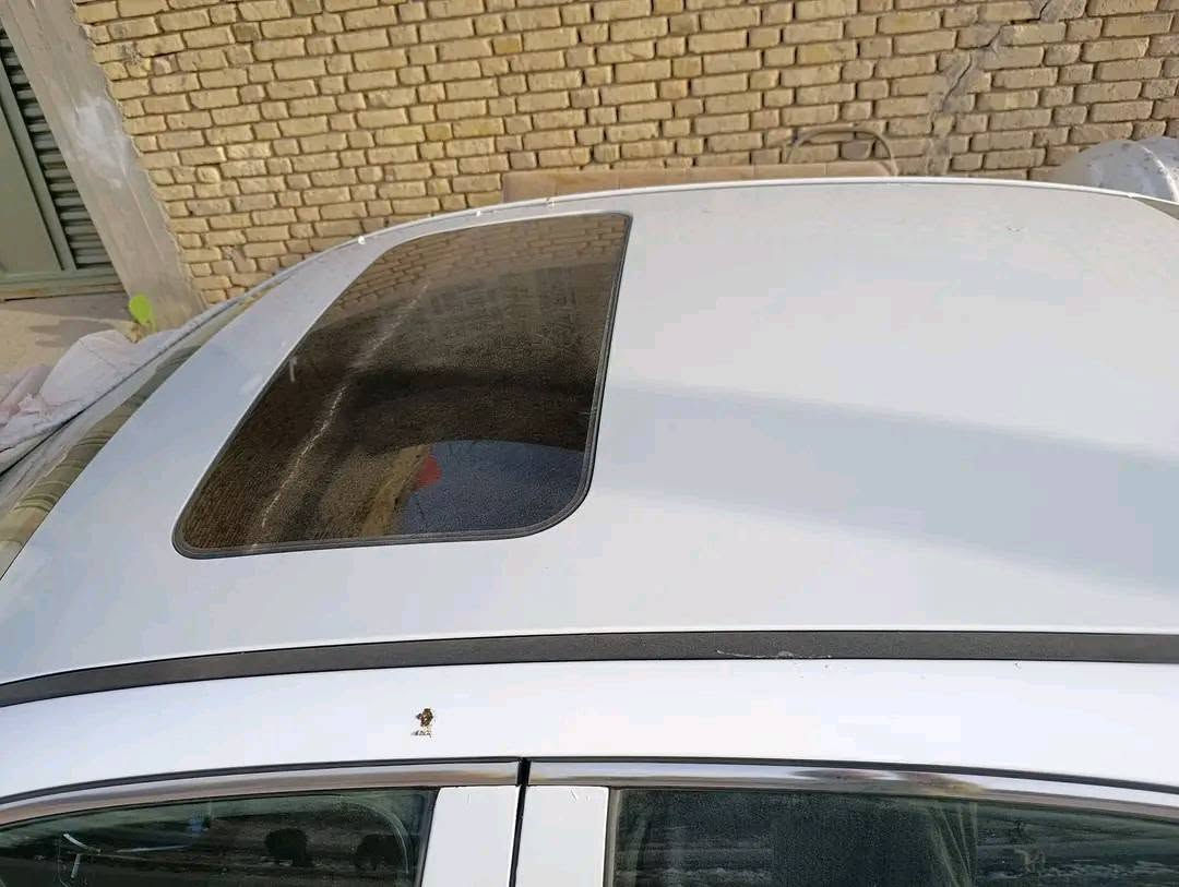 سلام عليكم سيراتو موديل 24 
فول سياره 
رقم بغداد 
ماشيه 31 
اشاير ب المري 
فتحه السلايد روف 
تحكم 
حساس خلفي 
شاشه 
تبريد قطعتين 
دواخل بيجي 
سعر 185 
وبيه مجال الشراي 
***********
