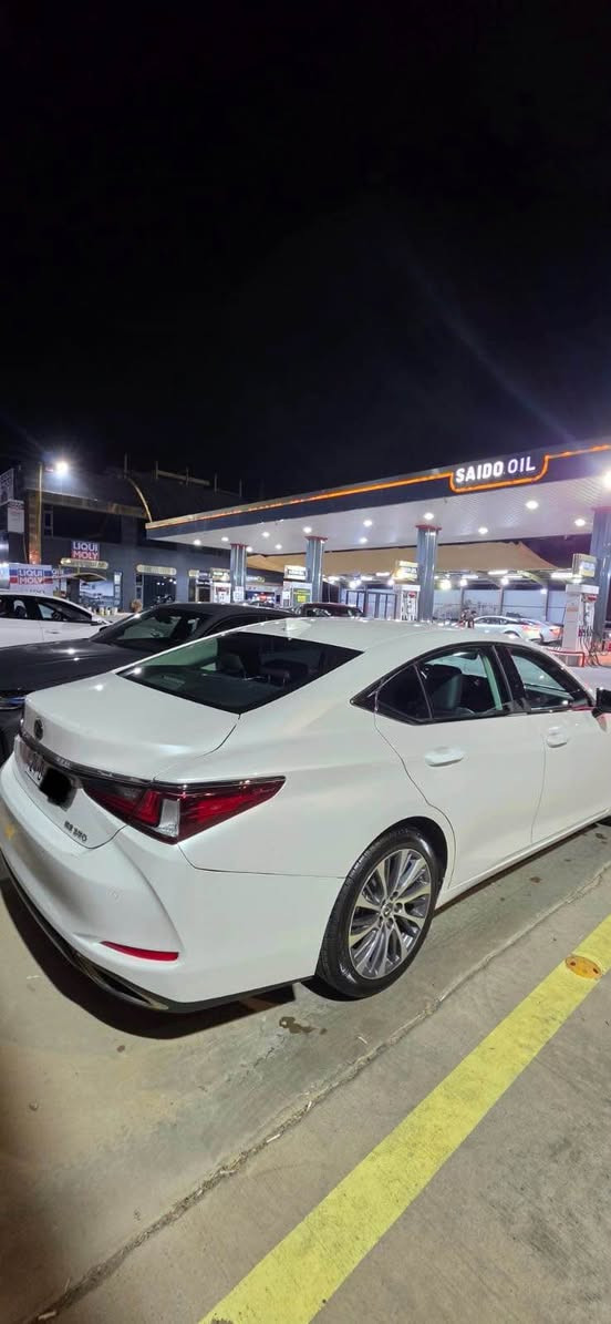 lexus es350 2021
ليكسز ٢٠٢١ امريكيه فول مواصفات سلايت رادار حساس كاميره كوشن جلد كاره باي هيتر تبريد فوله ٦ بستنه سياره باقژه بي صبغه ٤٢ هزار مايلا ريفه جوي سياره كامل شرته كير مكينه تحويل هه مي شرتن 
سعر :٣٢٠ ورقه
رقم : *********** دهوك, العراق
