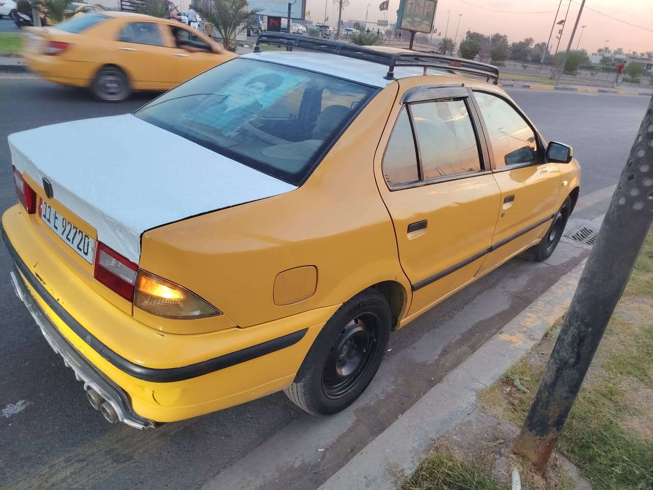 سلام عليكم سمند 12كرستال كلشي شقال مكينه وكير كفاله تخم تاير باتري جديد مكاني بغداد الشعب حي الجزائر قرب محطه سما بقداد *********** السعر  31 بيها مجال 
مبدل جاملق خلفي مال السايق

