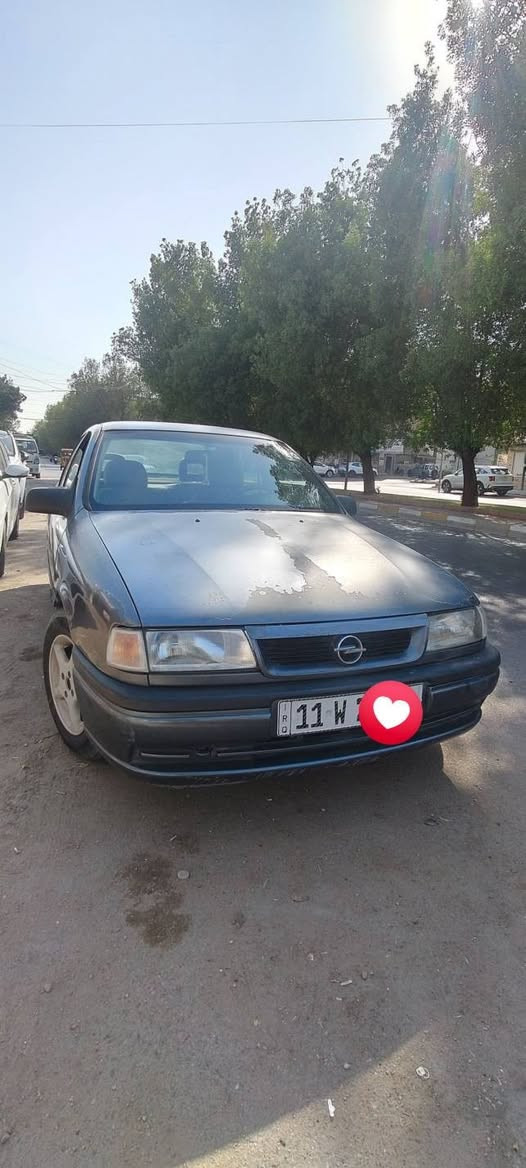 سياره اوبل فكترا موديل 95
السياره مكفوله من الصبغ والضربة والتبديل  السياره مال بيت نضيفة جدا تخم تاير جديد صدر جديد السيارة  كير ومحرك خير من الله 
رقم بغداد بسمي تحويل ثاني يوم 
السياره نضيفه بمعنى الكلمة 
السعر 40وبيها مجال 
العنوان بغداد فلسطين حي المهندسين
الرقم ***********
